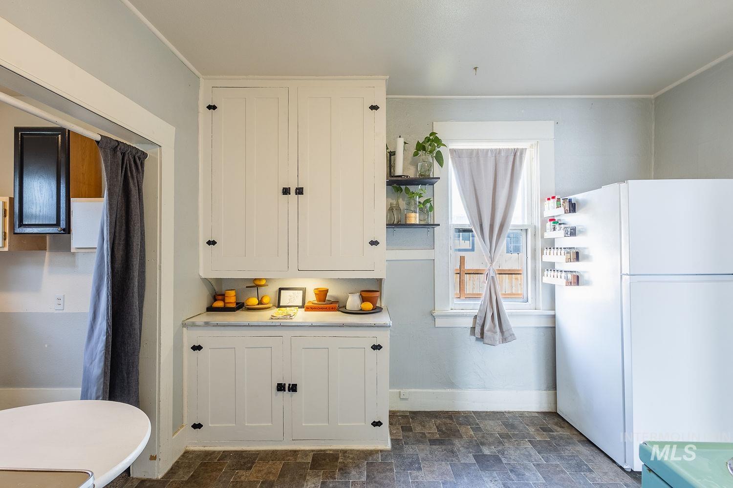 1315 4th St S, Nampa, Idaho 83651, 1 Bedroom, 1 Bathroom, Residential For Sale, Price $275,000, 98981119