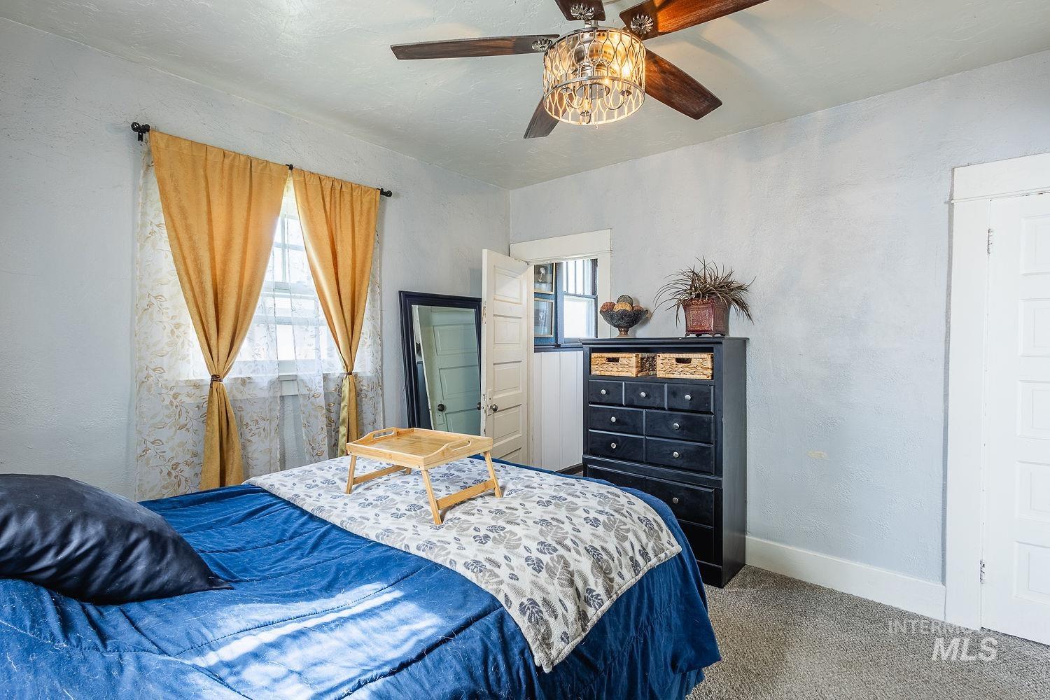 1315 4th St S, Nampa, Idaho 83651, 1 Bedroom, 1 Bathroom, Residential For Sale, Price $275,000, 98981119