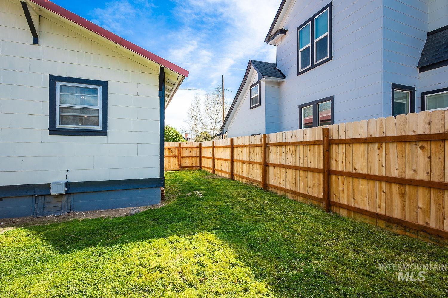 1315 4th St S, Nampa, Idaho 83651, 1 Bedroom, 1 Bathroom, Residential For Sale, Price $275,000, 98981119