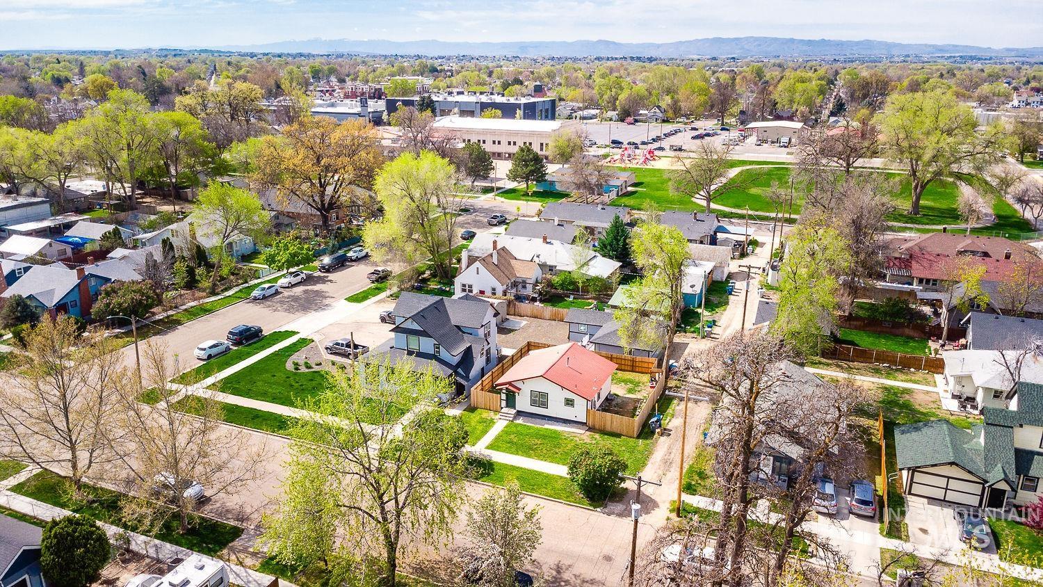 1315 4th St S, Nampa, Idaho 83651, 1 Bedroom, 1 Bathroom, Residential For Sale, Price $275,000, 98981119