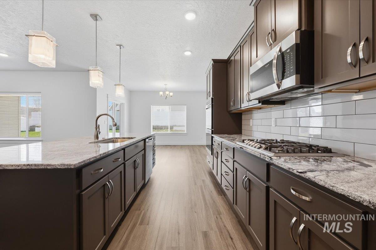 148 Homesteaders St., Middleton, Idaho 83644, 5 Bedrooms, 2.5 Bathrooms, Residential For Sale, Price $662,000, 98981121