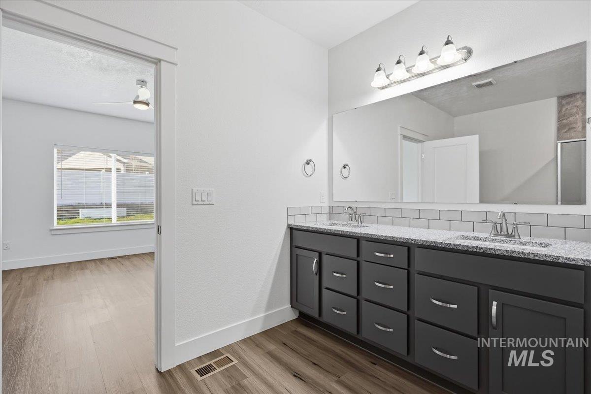 148 Homesteaders St., Middleton, Idaho 83644, 5 Bedrooms, 2.5 Bathrooms, Residential For Sale, Price $662,000, 98981121