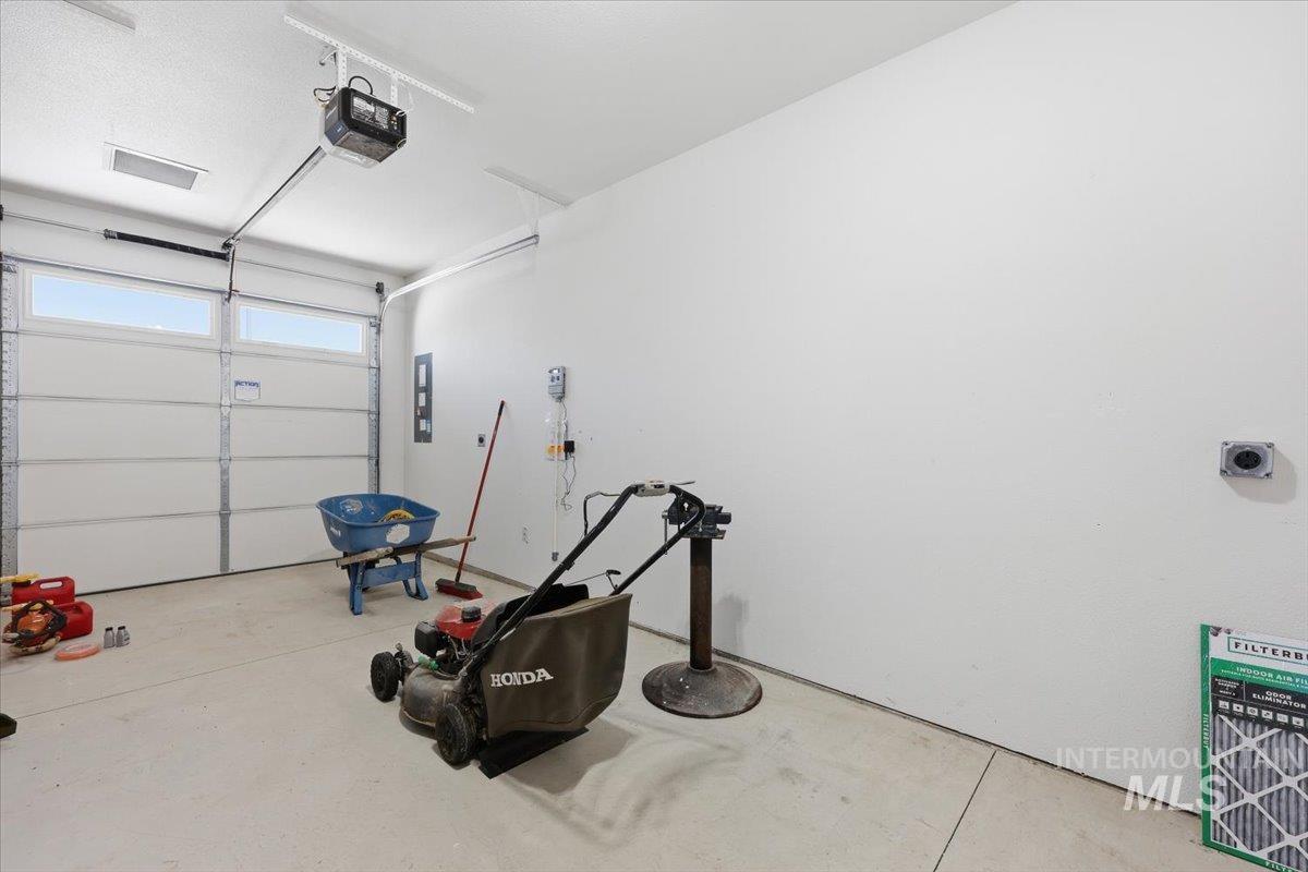 148 Homesteaders St., Middleton, Idaho 83644, 5 Bedrooms, 2.5 Bathrooms, Residential For Sale, Price $662,000, 98981121