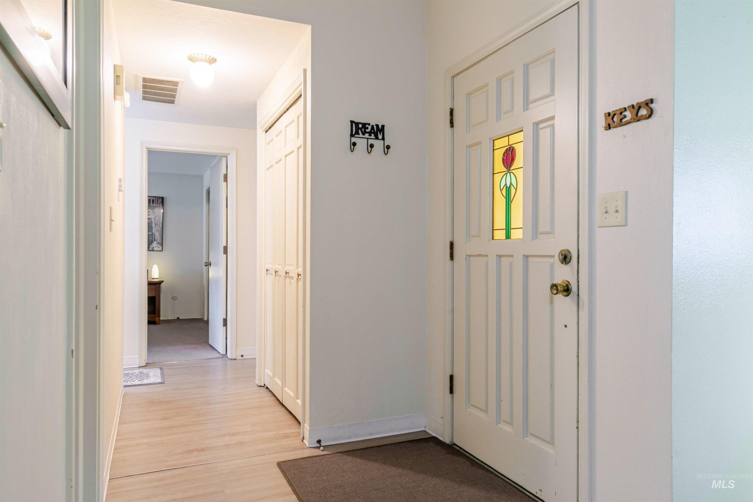 3458 S Raindrop Court, Boise, Idaho 83706, 2 Bedrooms, 1 Bathroom, Residential For Sale, Price $429,000, 98981122