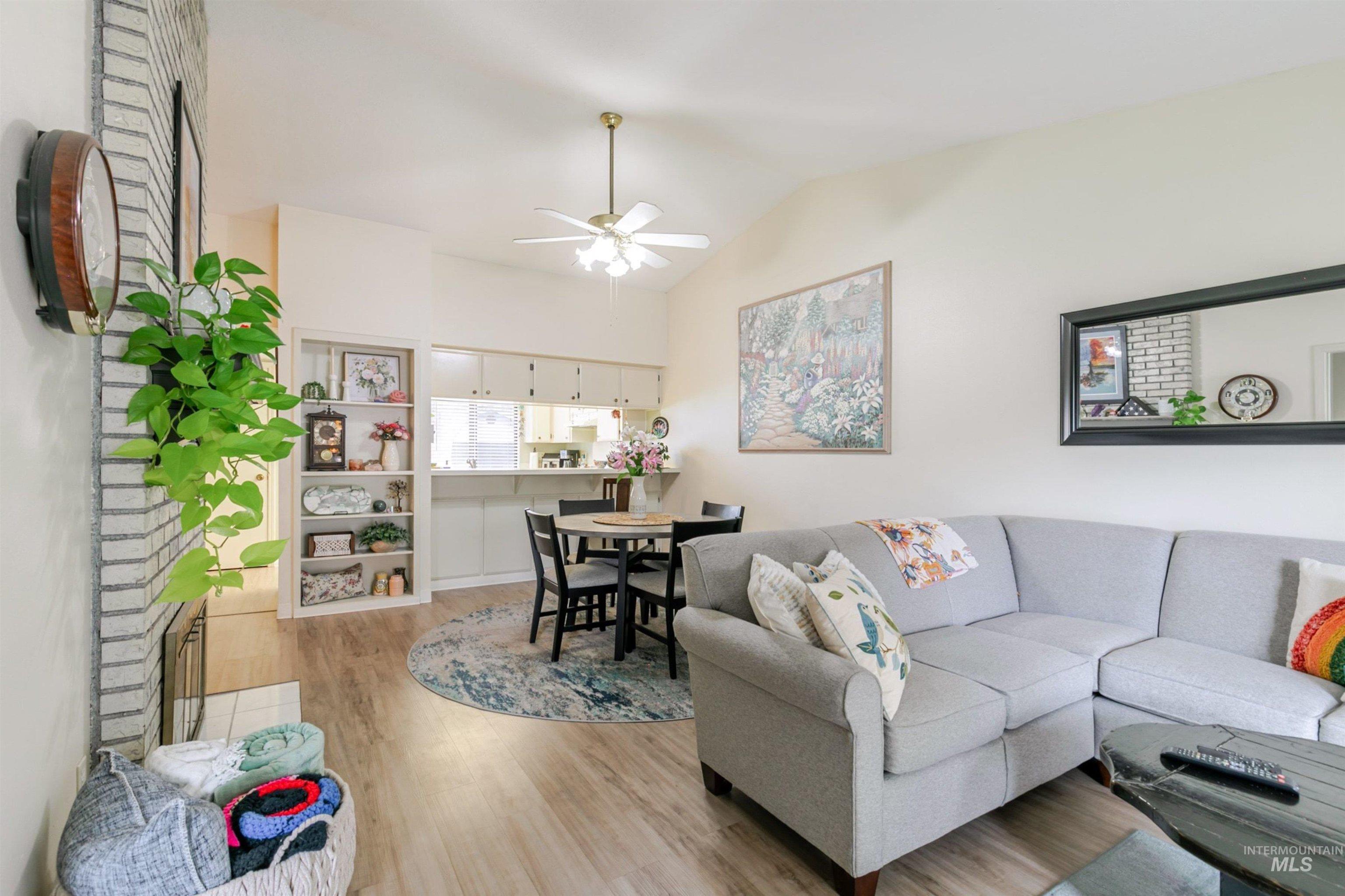 3458 S Raindrop Court, Boise, Idaho 83706, 2 Bedrooms, 1 Bathroom, Residential For Sale, Price $429,000, 98981122