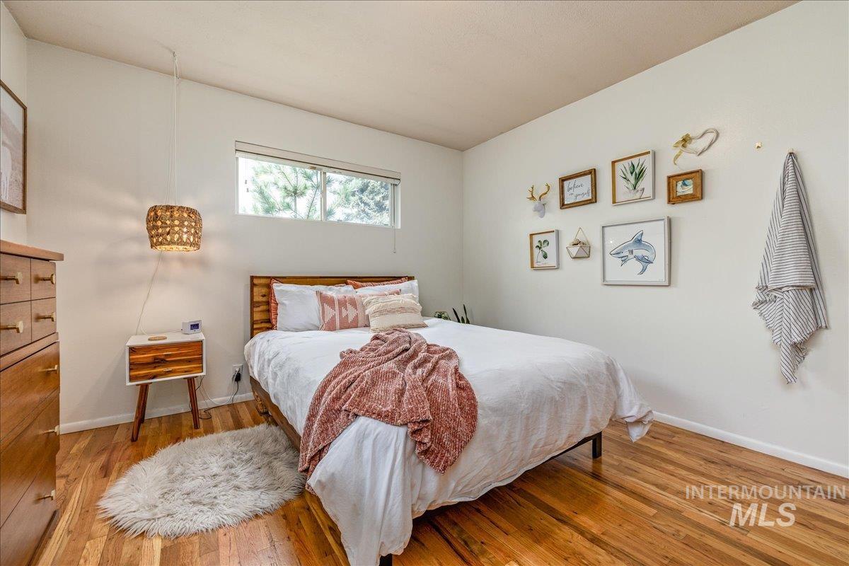 1025 W Highland View Dr, Boise, Idaho 83702, 3 Bedrooms, 2 Bathrooms, Residential For Sale, Price $750,000, 98981123