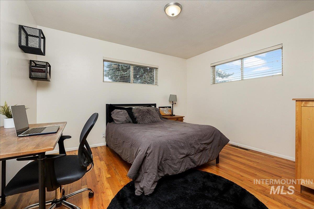 1025 W Highland View Dr, Boise, Idaho 83702, 3 Bedrooms, 2 Bathrooms, Residential For Sale, Price $750,000, 98981123