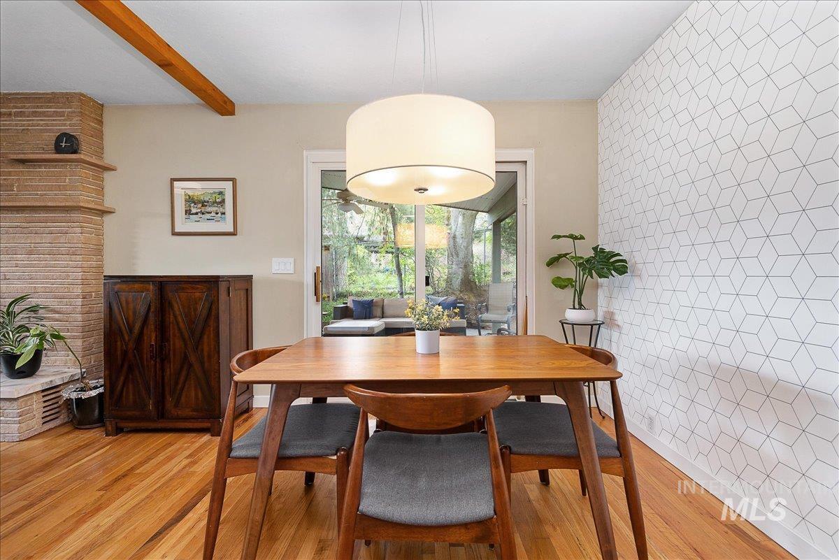 1025 W Highland View Dr, Boise, Idaho 83702, 3 Bedrooms, 2 Bathrooms, Residential For Sale, Price $750,000, 98981123