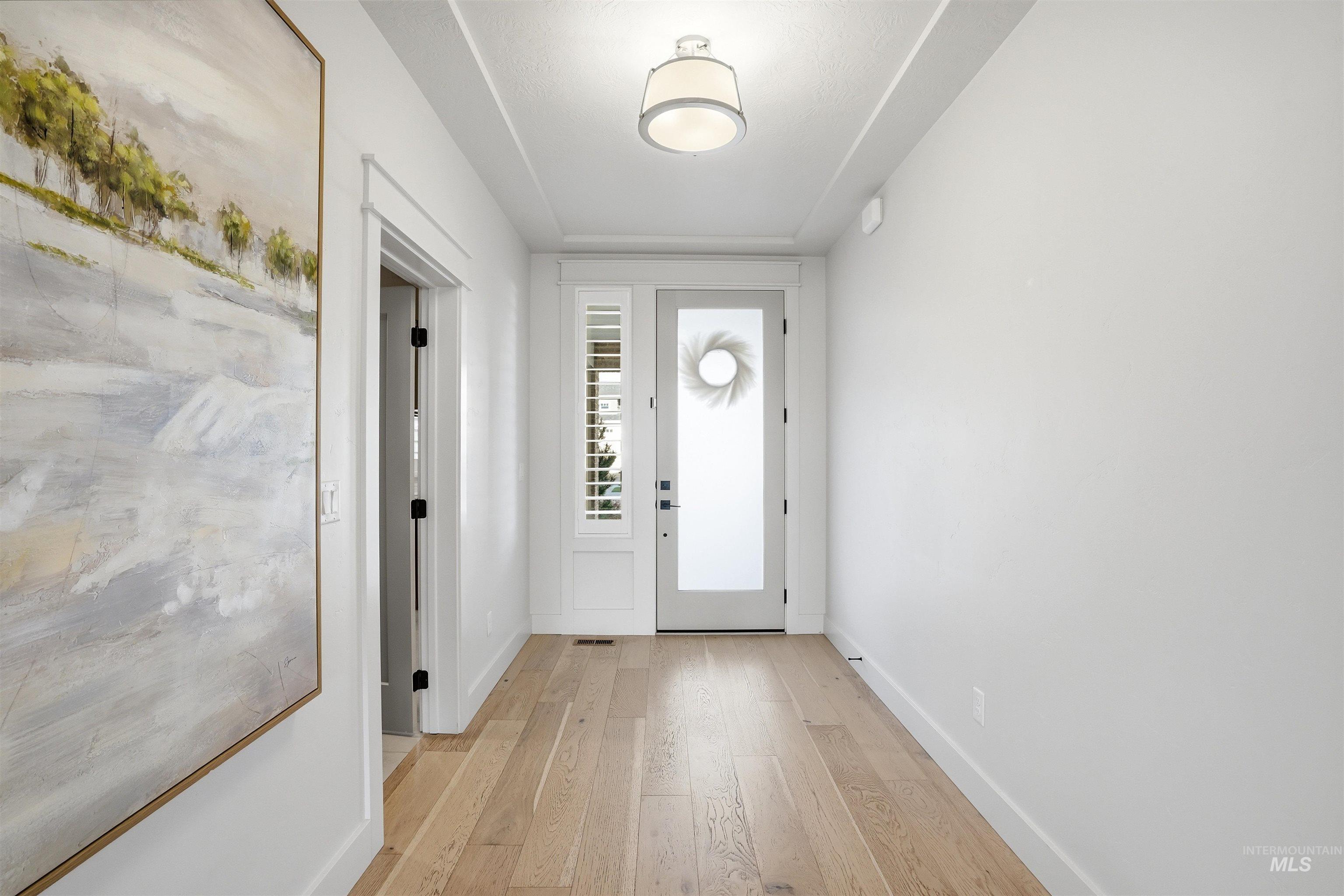 6839 N Willowside Ave, Meridian, Idaho 83646, 6 Bedrooms, 3.5 Bathrooms, Residential For Sale, Price $950,000, 98981124