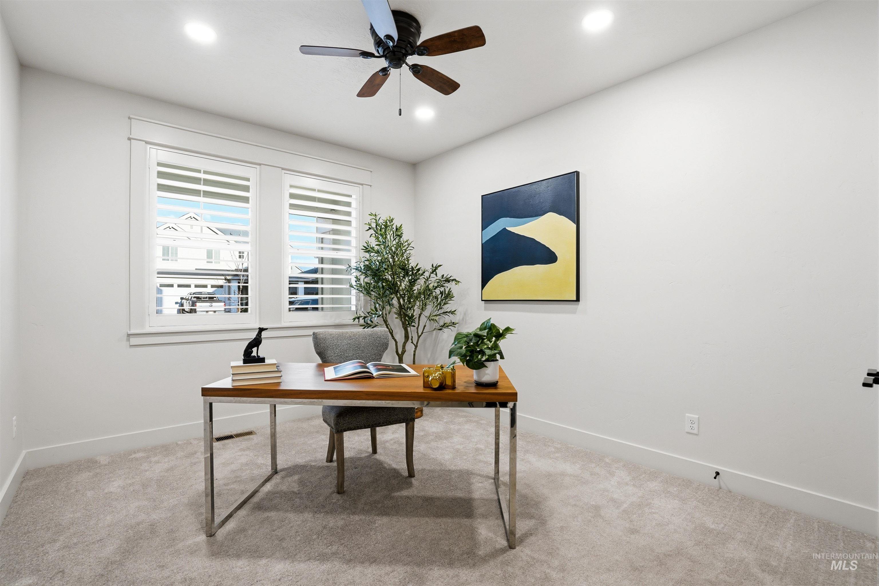 6839 N Willowside Ave, Meridian, Idaho 83646, 6 Bedrooms, 3.5 Bathrooms, Residential For Sale, Price $950,000, 98981124