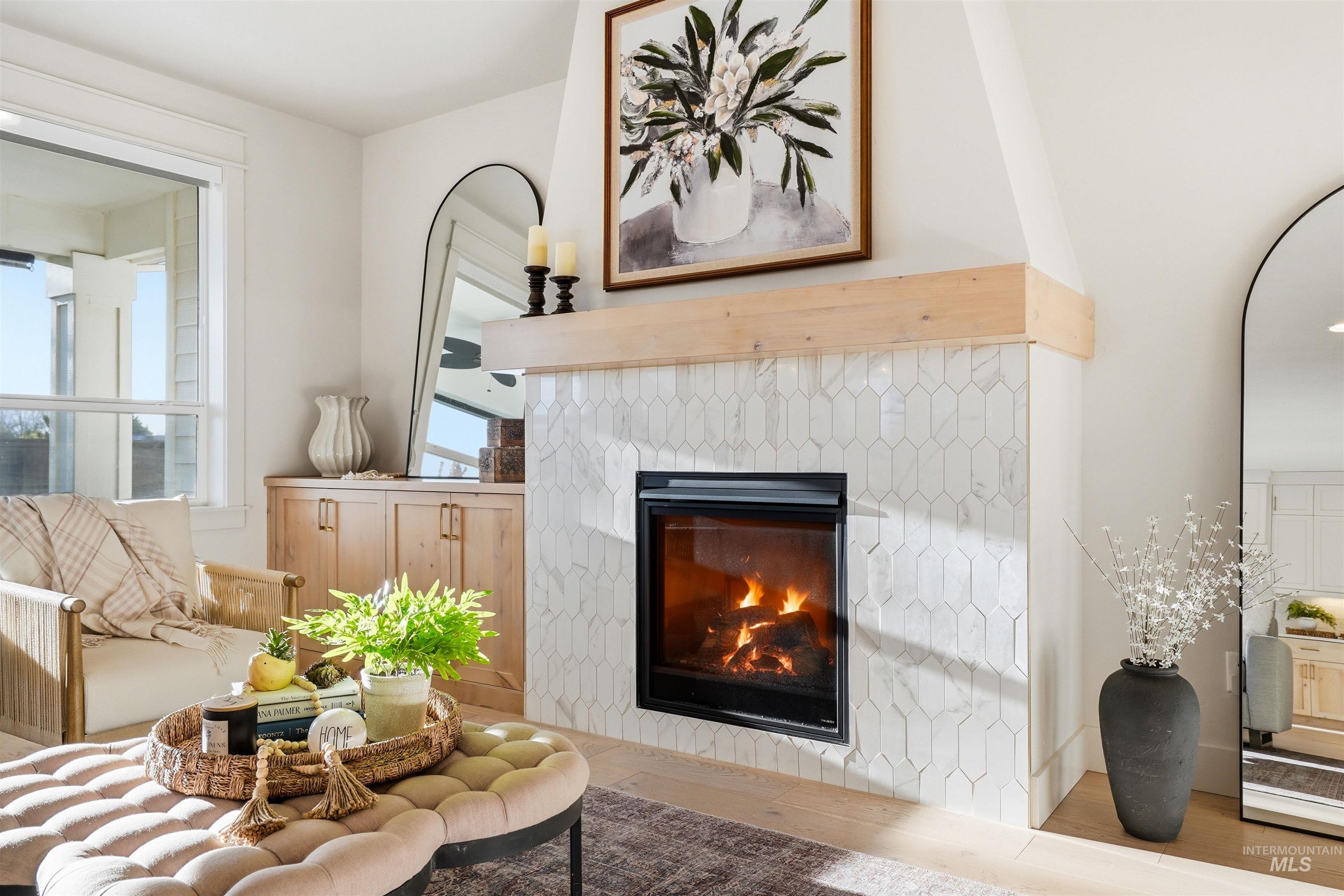 6839 N Willowside Ave, Meridian, Idaho 83646, 6 Bedrooms, 3.5 Bathrooms, Residential For Sale, Price $950,000, 98981124