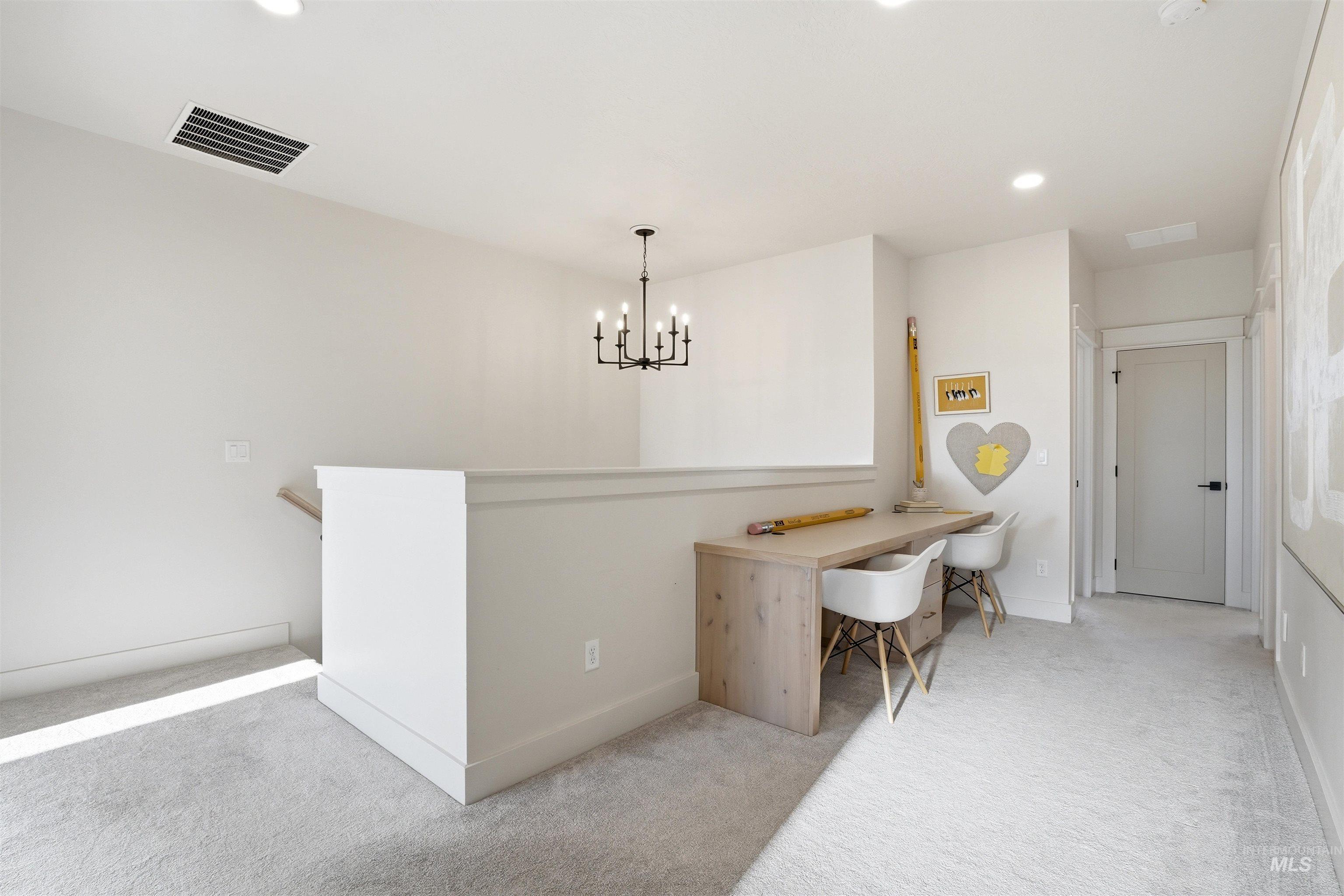 6839 N Willowside Ave, Meridian, Idaho 83646, 6 Bedrooms, 3.5 Bathrooms, Residential For Sale, Price $950,000, 98981124