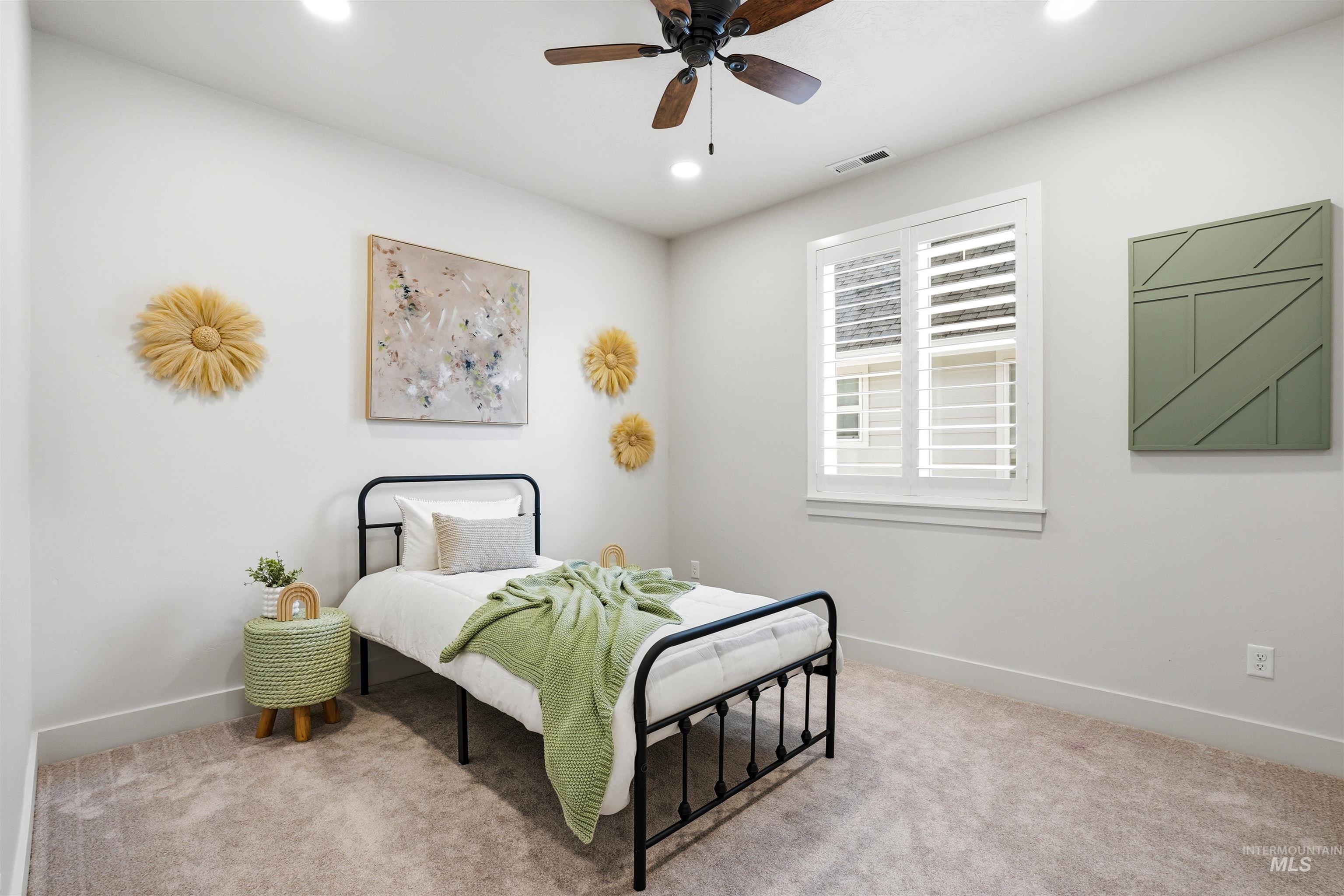 6839 N Willowside Ave, Meridian, Idaho 83646, 6 Bedrooms, 3.5 Bathrooms, Residential For Sale, Price $950,000, 98981124