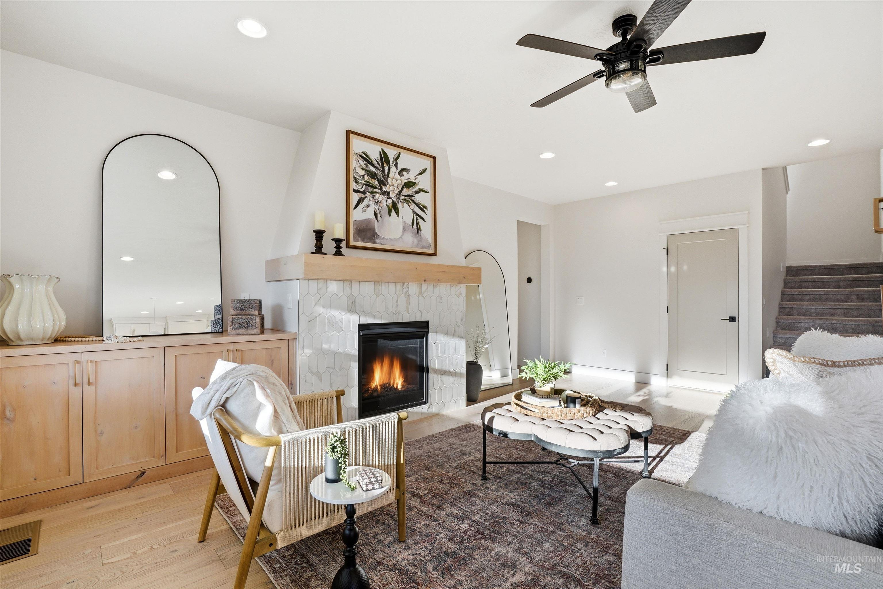 6839 N Willowside Ave, Meridian, Idaho 83646, 6 Bedrooms, 3.5 Bathrooms, Residential For Sale, Price $950,000, 98981124