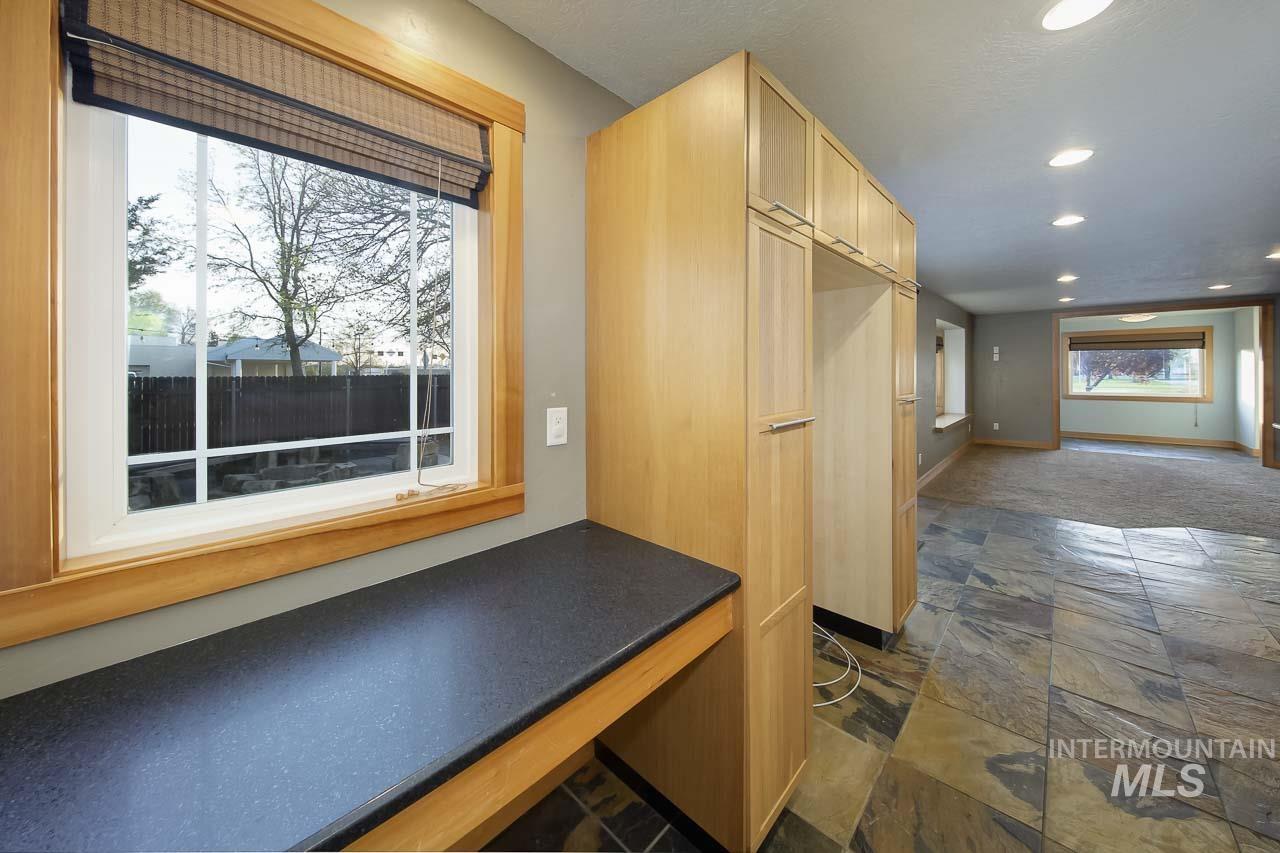 1112 N Whitewater Park Blvd, Boise, Idaho 83703, 3 Bedrooms, 2 Bathrooms, Residential For Sale, Price $569,900, 98981132