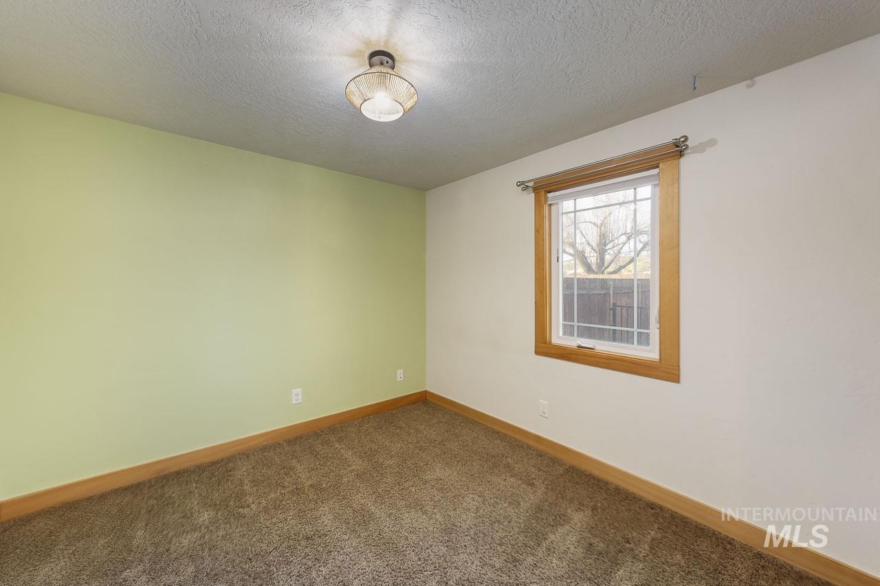 1112 N Whitewater Park Blvd, Boise, Idaho 83703, 3 Bedrooms, 2 Bathrooms, Residential For Sale, Price $569,900, 98981132