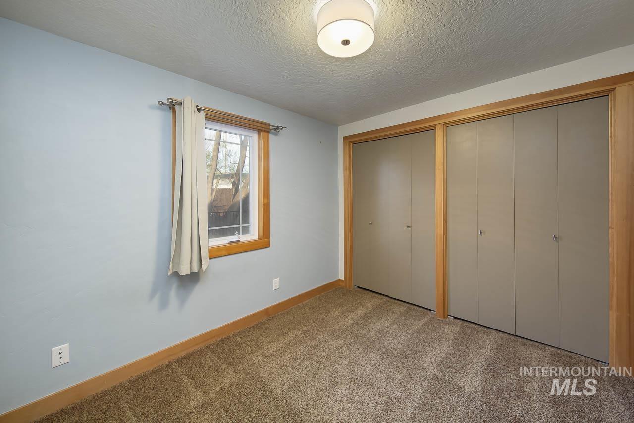 1112 N Whitewater Park Blvd, Boise, Idaho 83703, 3 Bedrooms, 2 Bathrooms, Residential For Sale, Price $569,900, 98981132