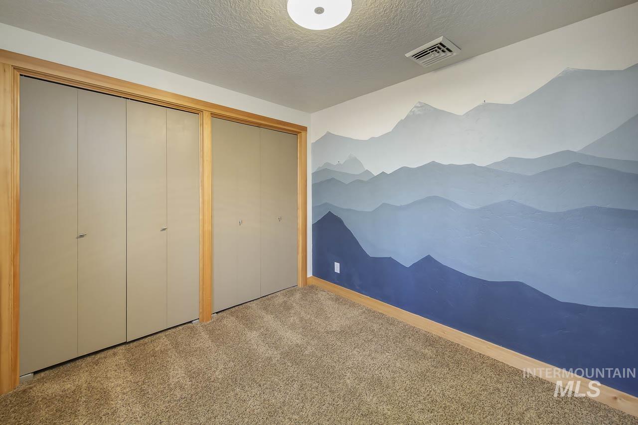 1112 N Whitewater Park Blvd, Boise, Idaho 83703, 3 Bedrooms, 2 Bathrooms, Residential For Sale, Price $569,900, 98981132