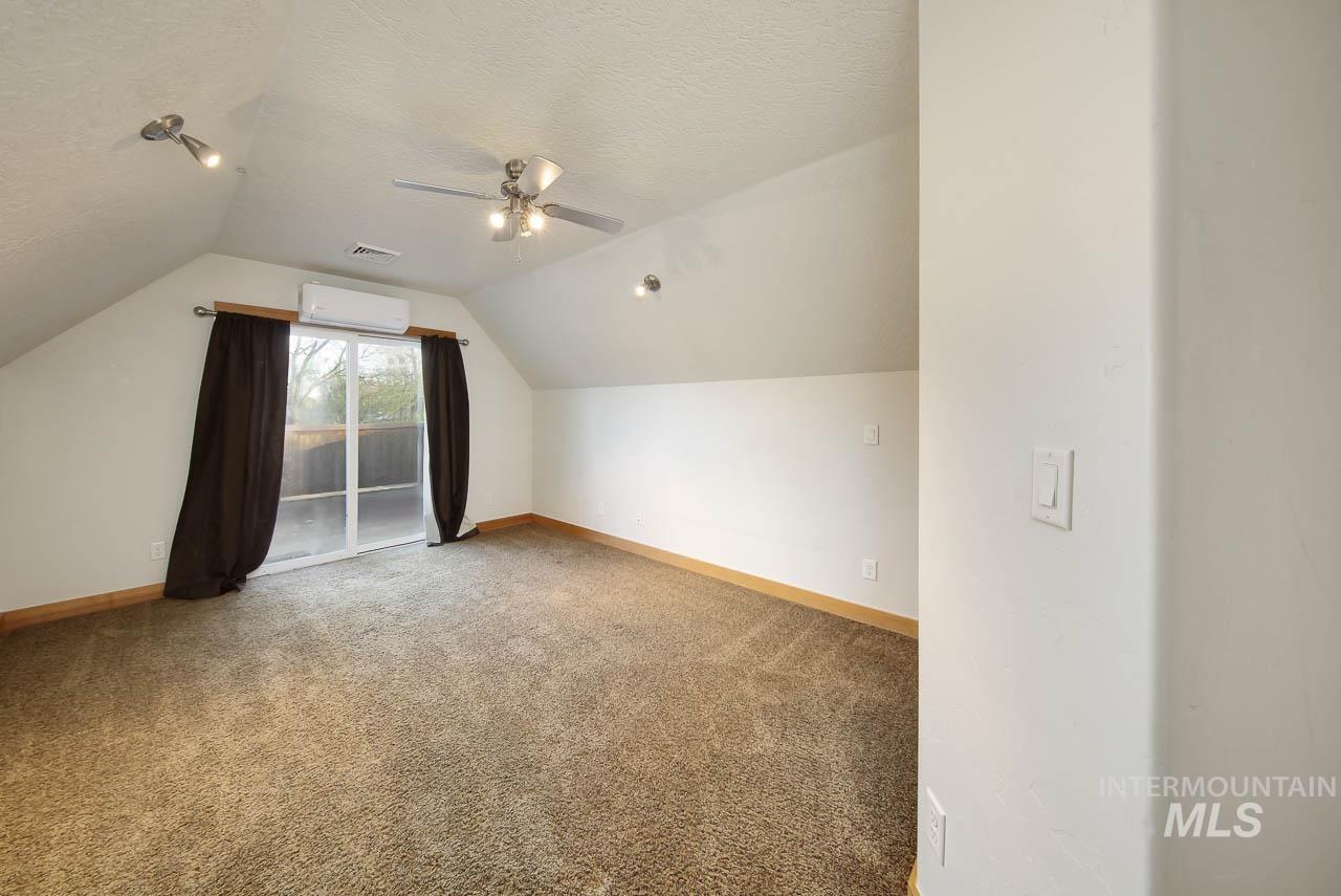 1112 N Whitewater Park Blvd, Boise, Idaho 83703, 3 Bedrooms, 2 Bathrooms, Residential For Sale, Price $569,900, 98981132