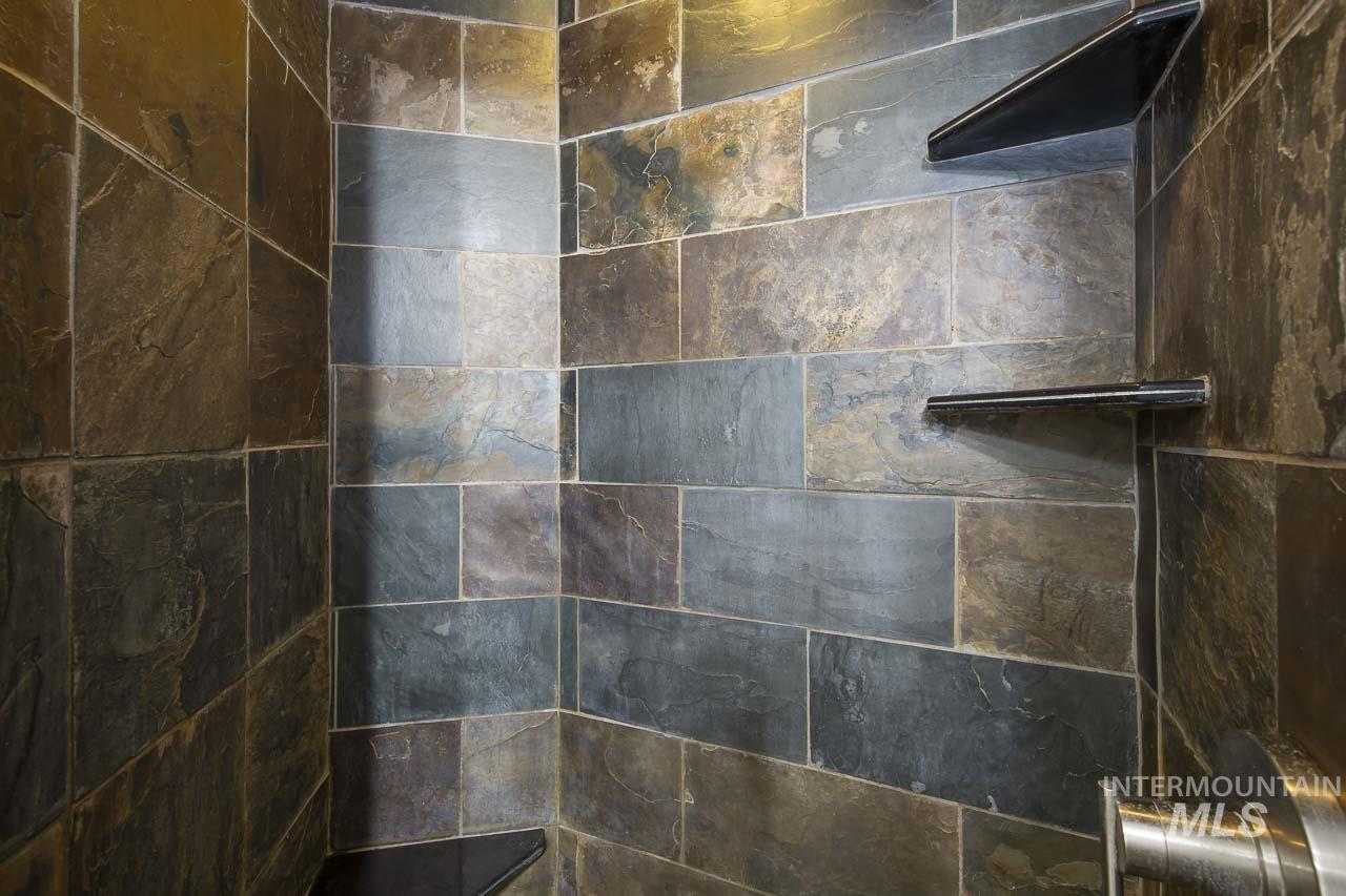 1112 N Whitewater Park Blvd, Boise, Idaho 83703, 3 Bedrooms, 2 Bathrooms, Residential For Sale, Price $569,900, 98981132