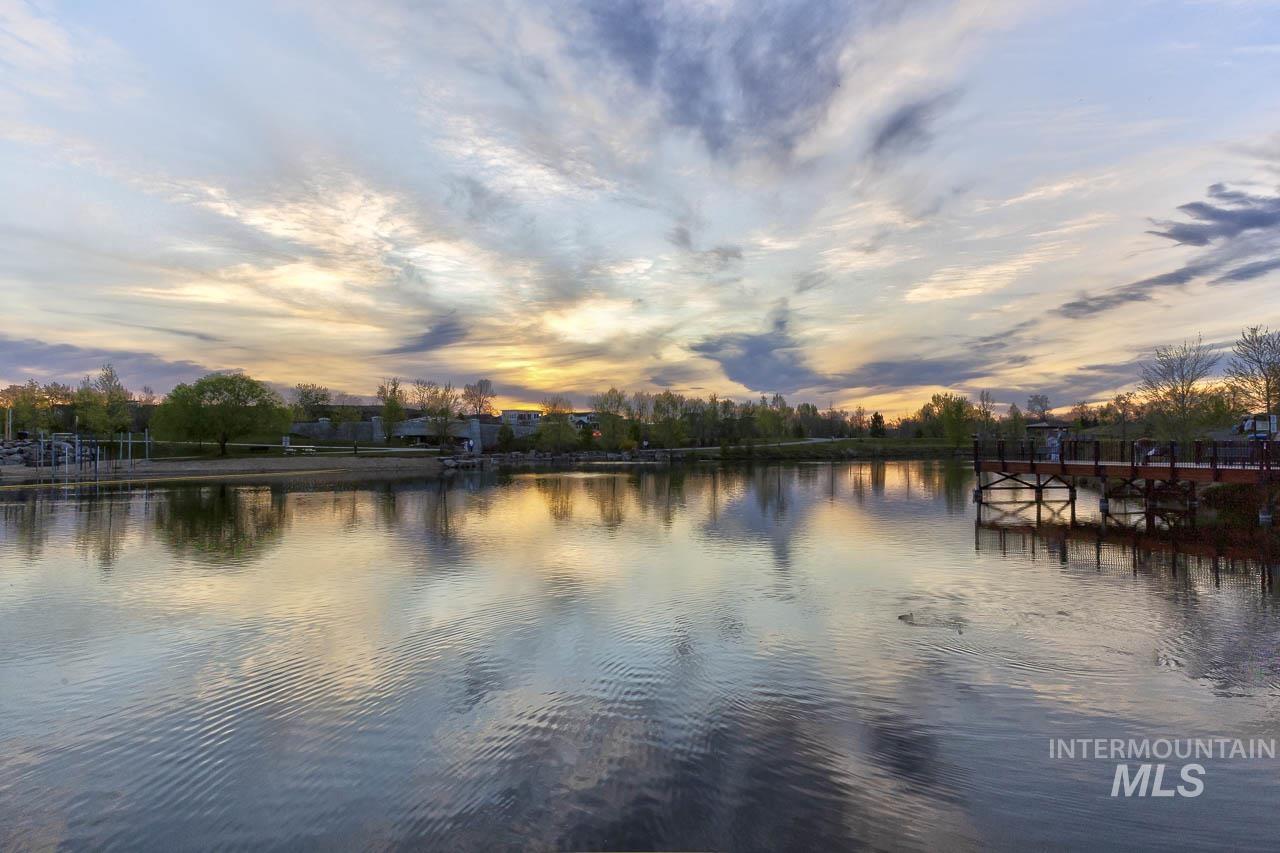 1112 N Whitewater Park Blvd, Boise, Idaho 83703, 3 Bedrooms, 2 Bathrooms, Residential For Sale, Price $569,900, 98981132