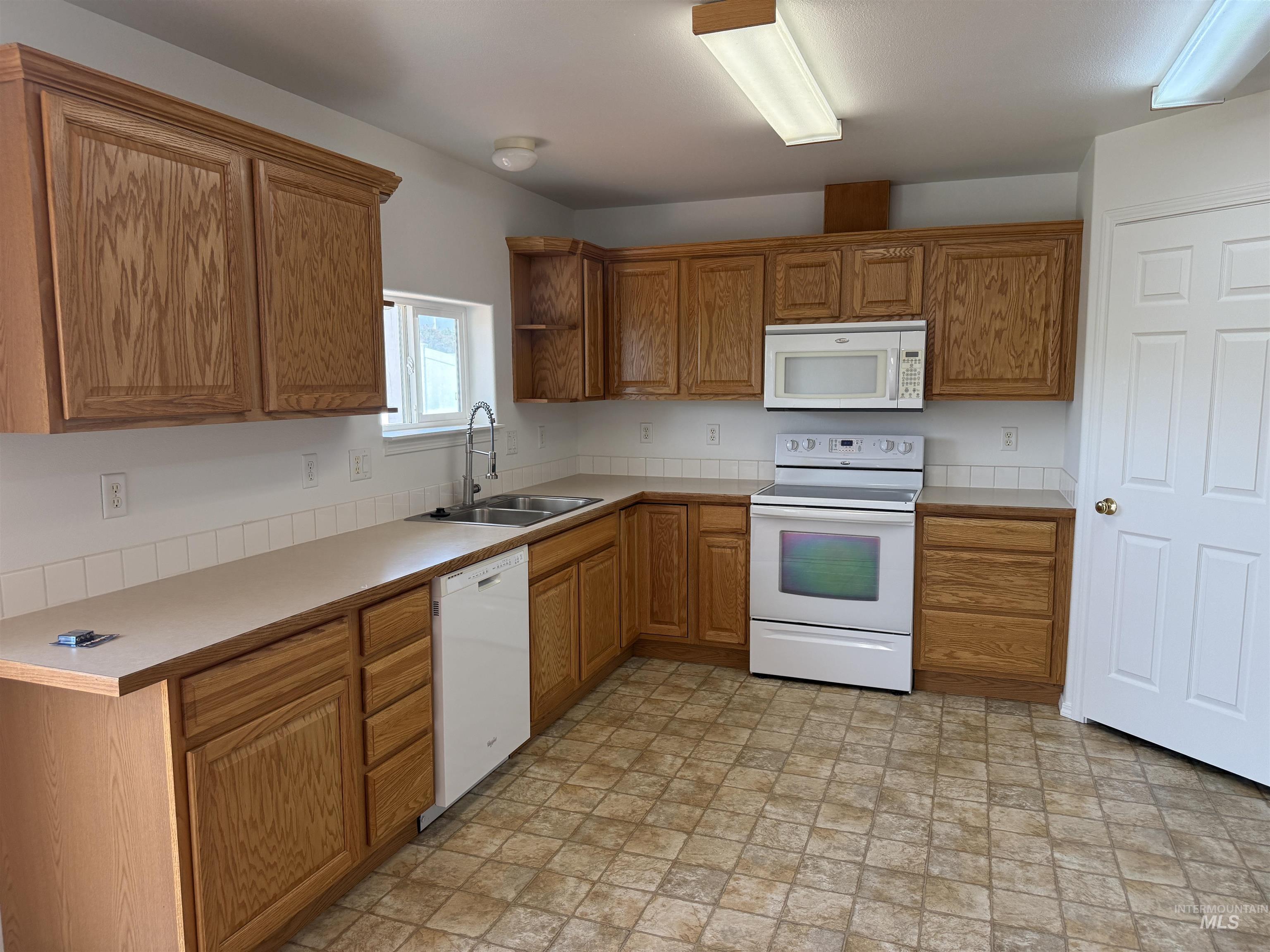 523 Morning Dove Way, Marsing, Idaho 83639, 3 Bedrooms, 2 Bathrooms, Residential For Sale, Price $399,900, 98981133