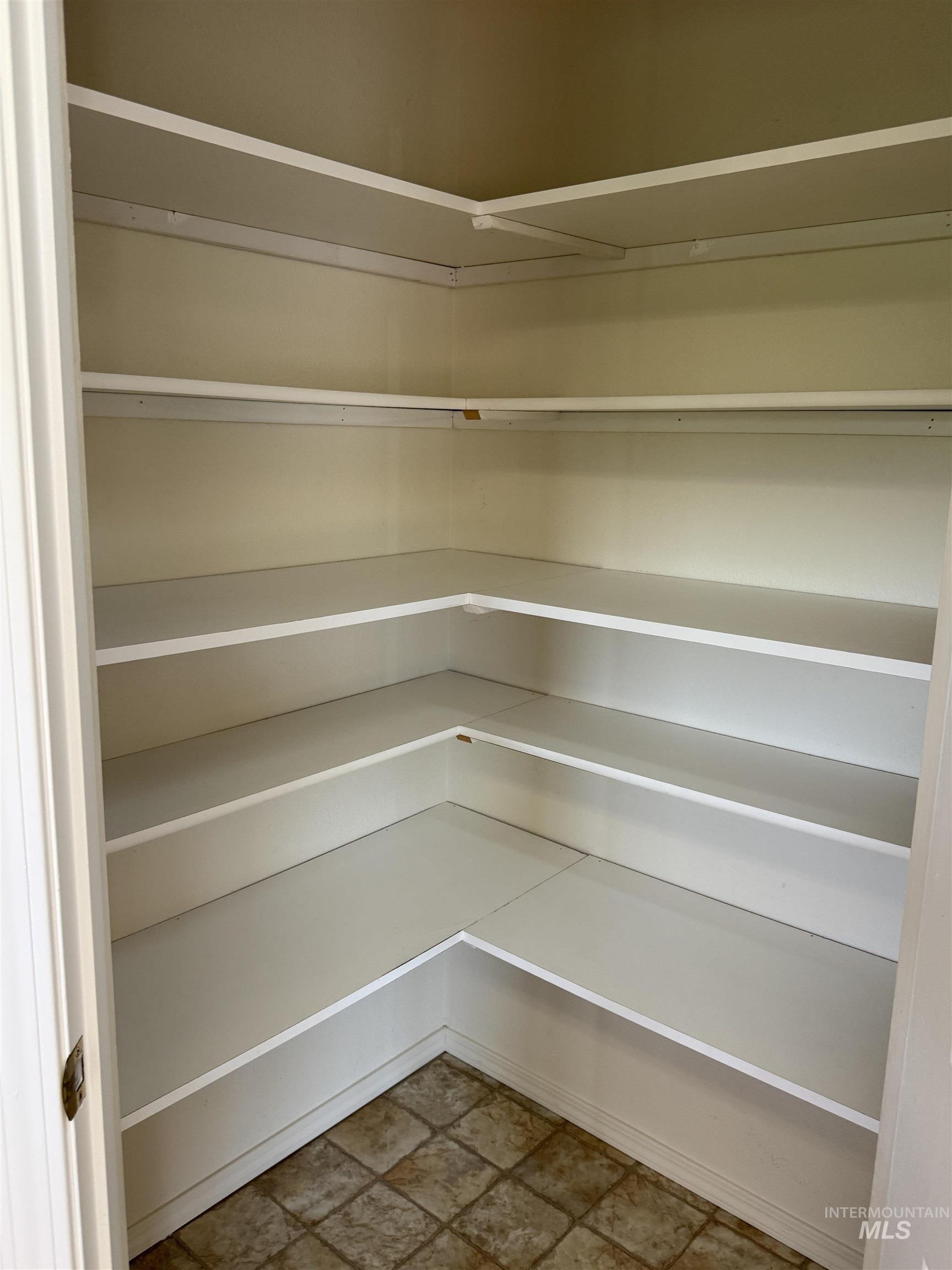 523 Morning Dove Way, Marsing, Idaho 83639, 3 Bedrooms, 2 Bathrooms, Residential For Sale, Price $399,900, 98981133