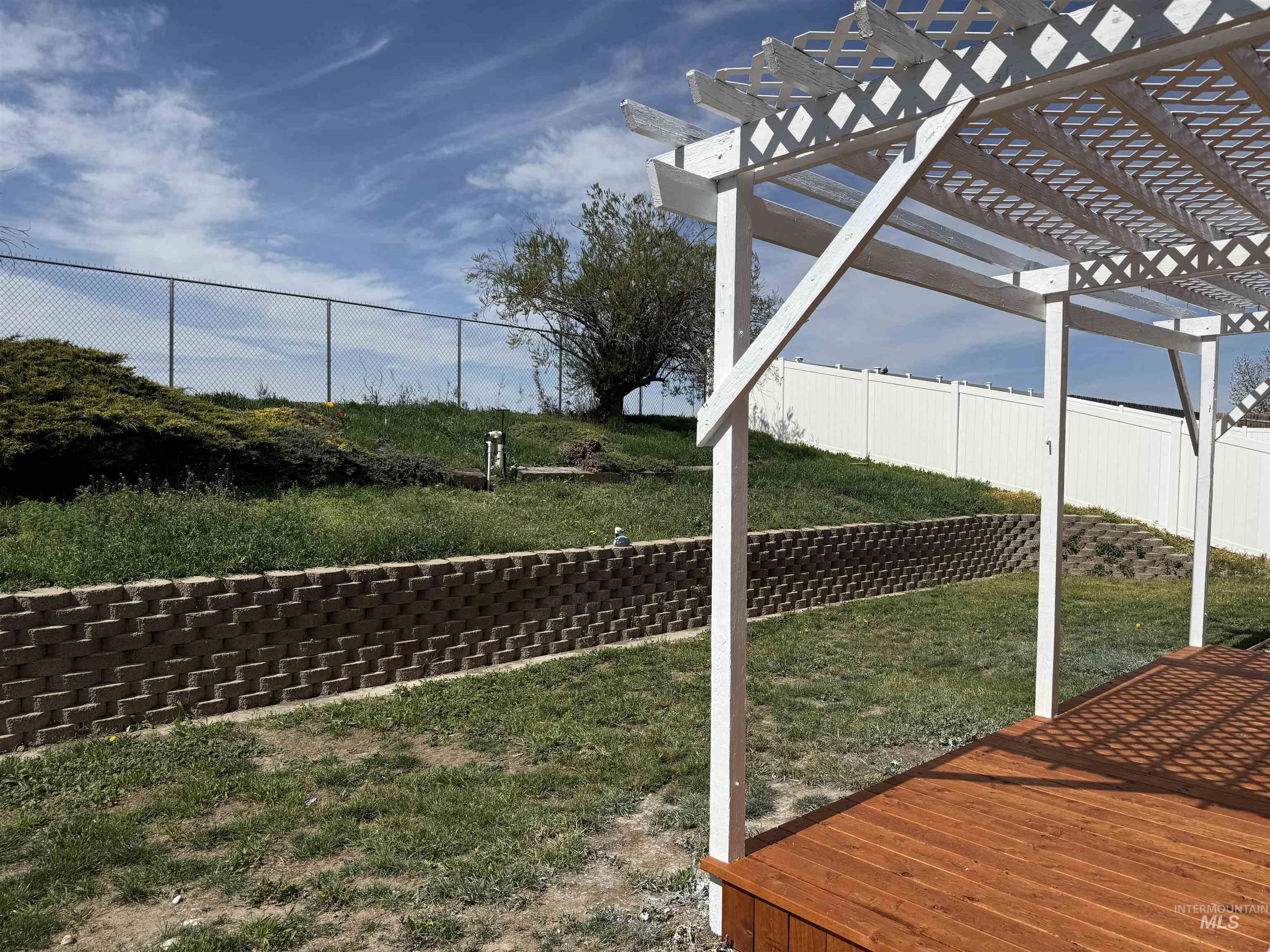 523 Morning Dove Way, Marsing, Idaho 83639, 3 Bedrooms, 2 Bathrooms, Residential For Sale, Price $399,900, 98981133