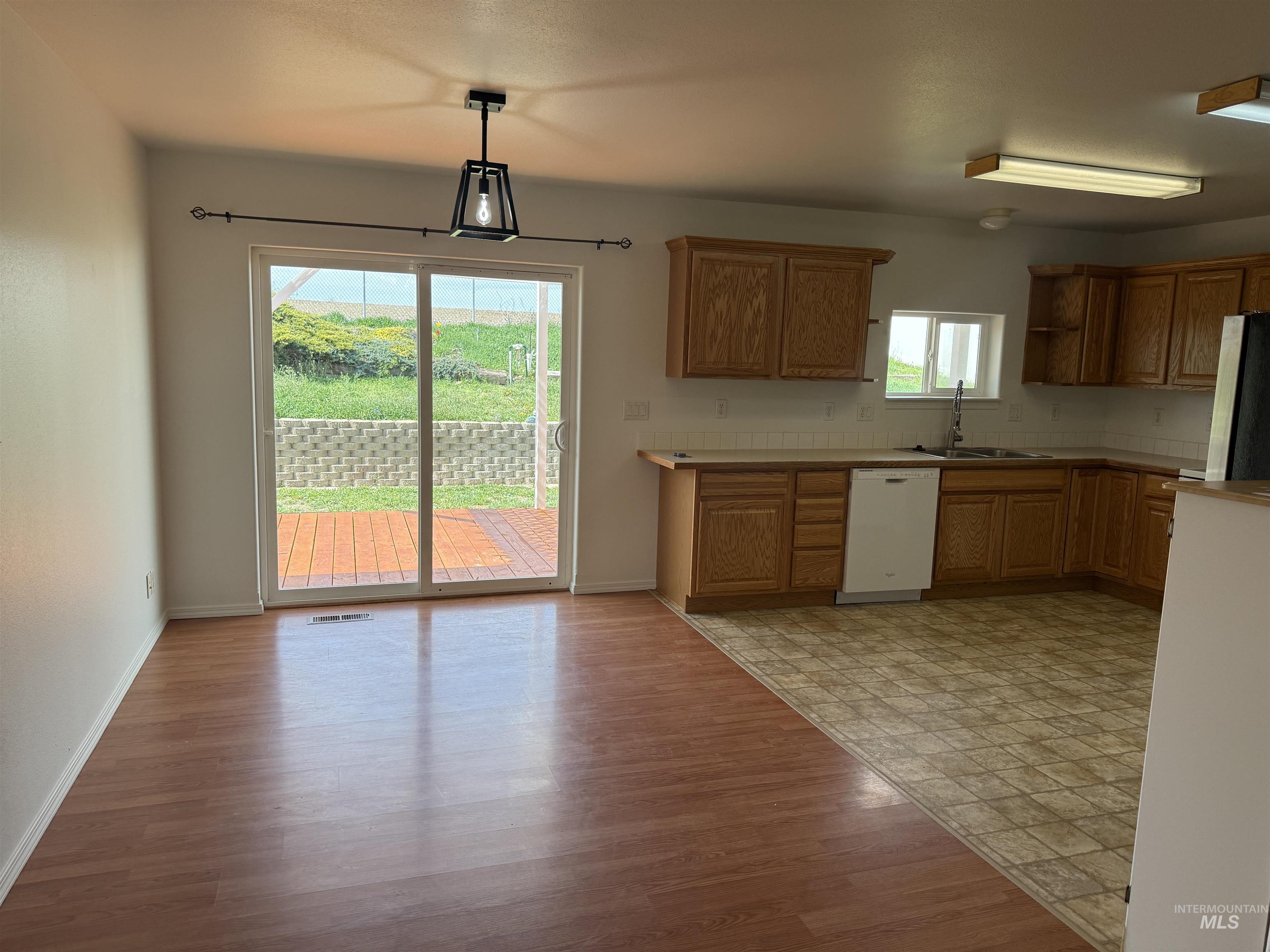 523 Morning Dove Way, Marsing, Idaho 83639, 3 Bedrooms, 2 Bathrooms, Residential For Sale, Price $399,900, 98981133