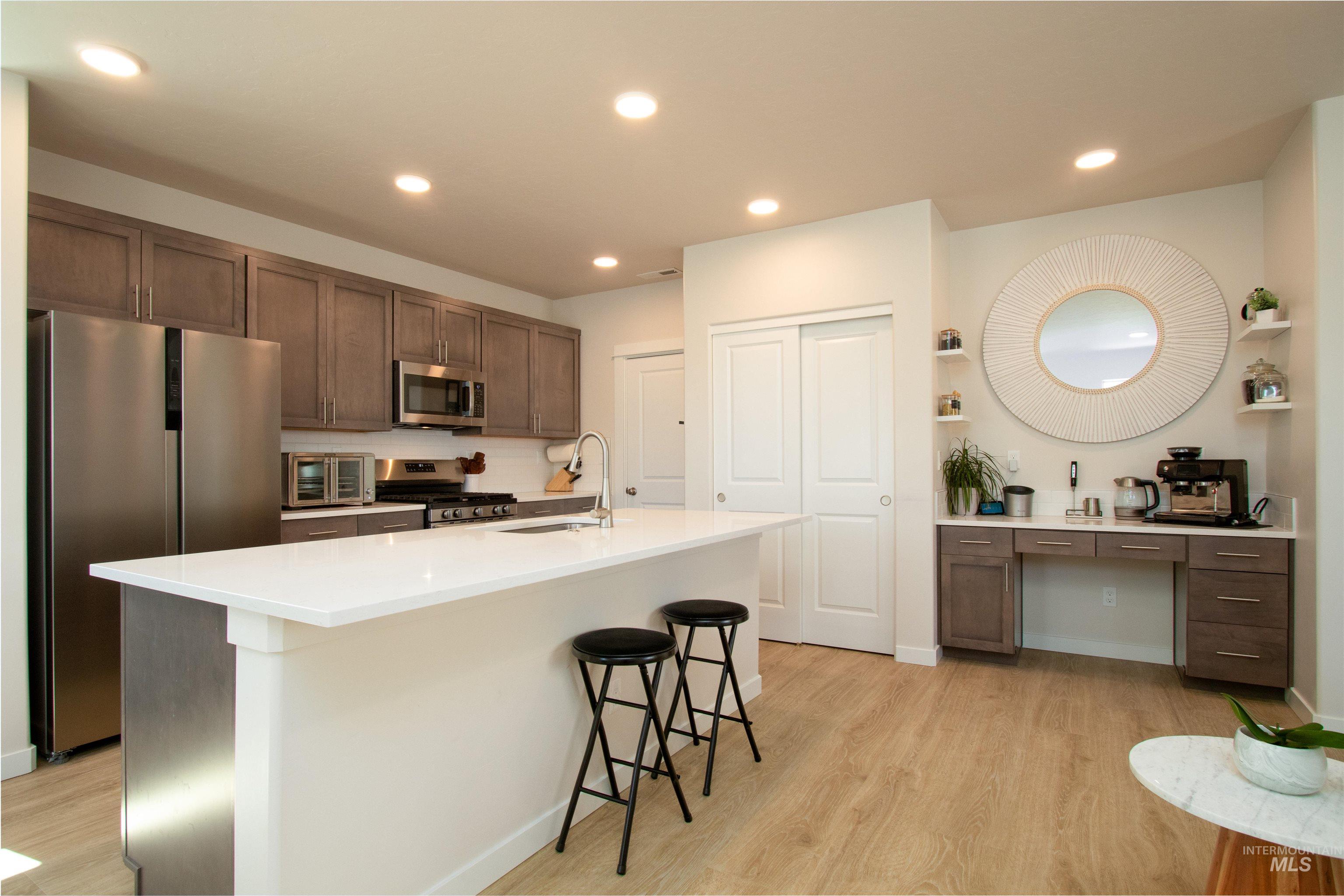 947 N Acer Loop, Nampa, Idaho 83687, 3 Bedrooms, 2.5 Bathrooms, Residential For Sale, Price $409,900, 98981134