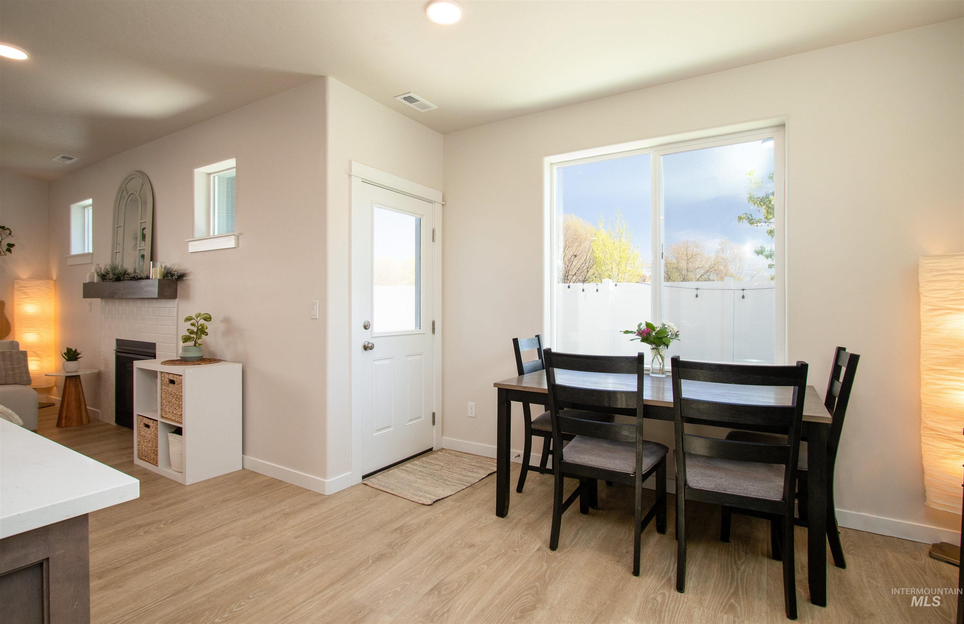 947 N Acer Loop, Nampa, Idaho 83687, 3 Bedrooms, 2.5 Bathrooms, Residential For Sale, Price $409,900, 98981134