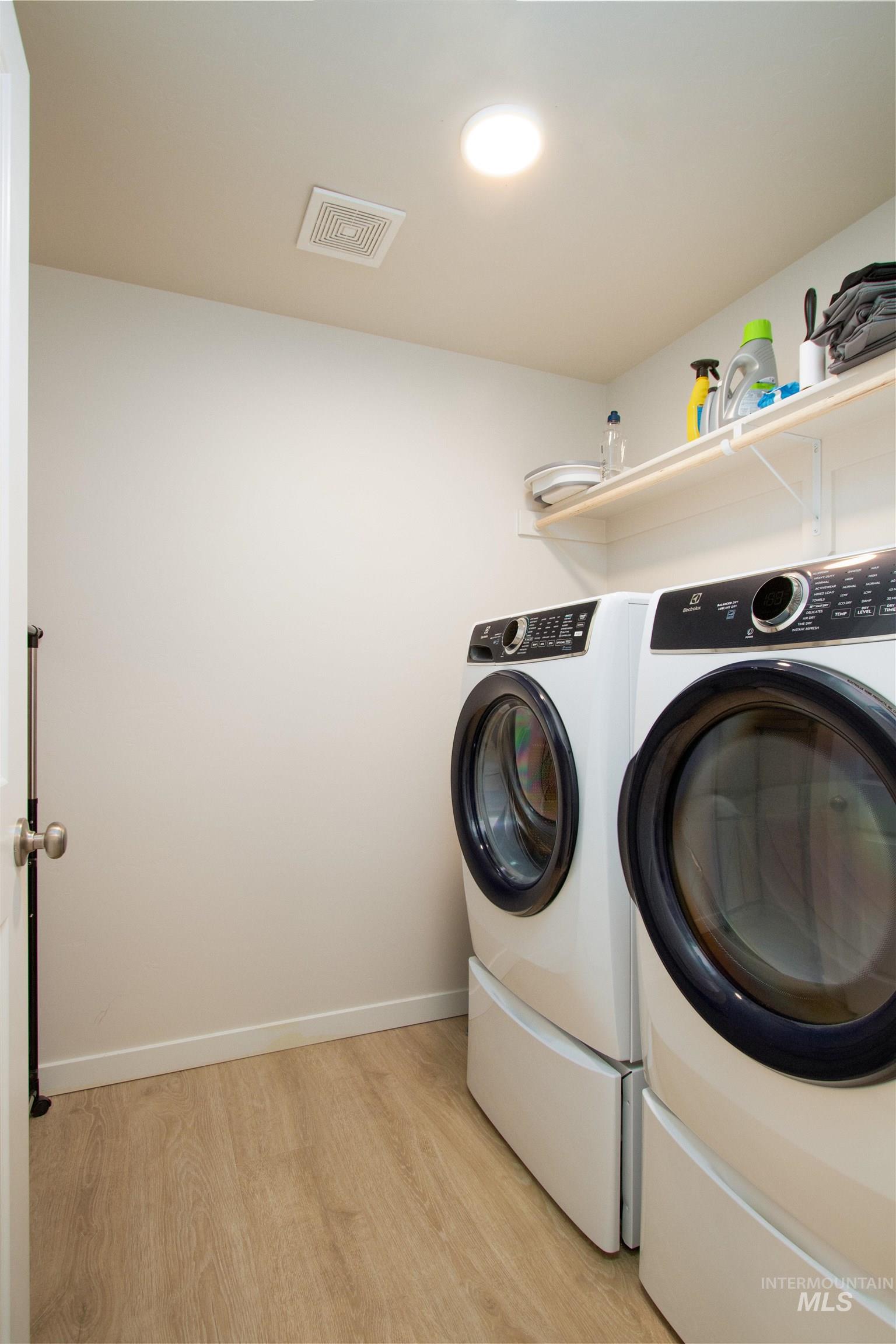 947 N Acer Loop, Nampa, Idaho 83687, 3 Bedrooms, 2.5 Bathrooms, Residential For Sale, Price $409,900, 98981134