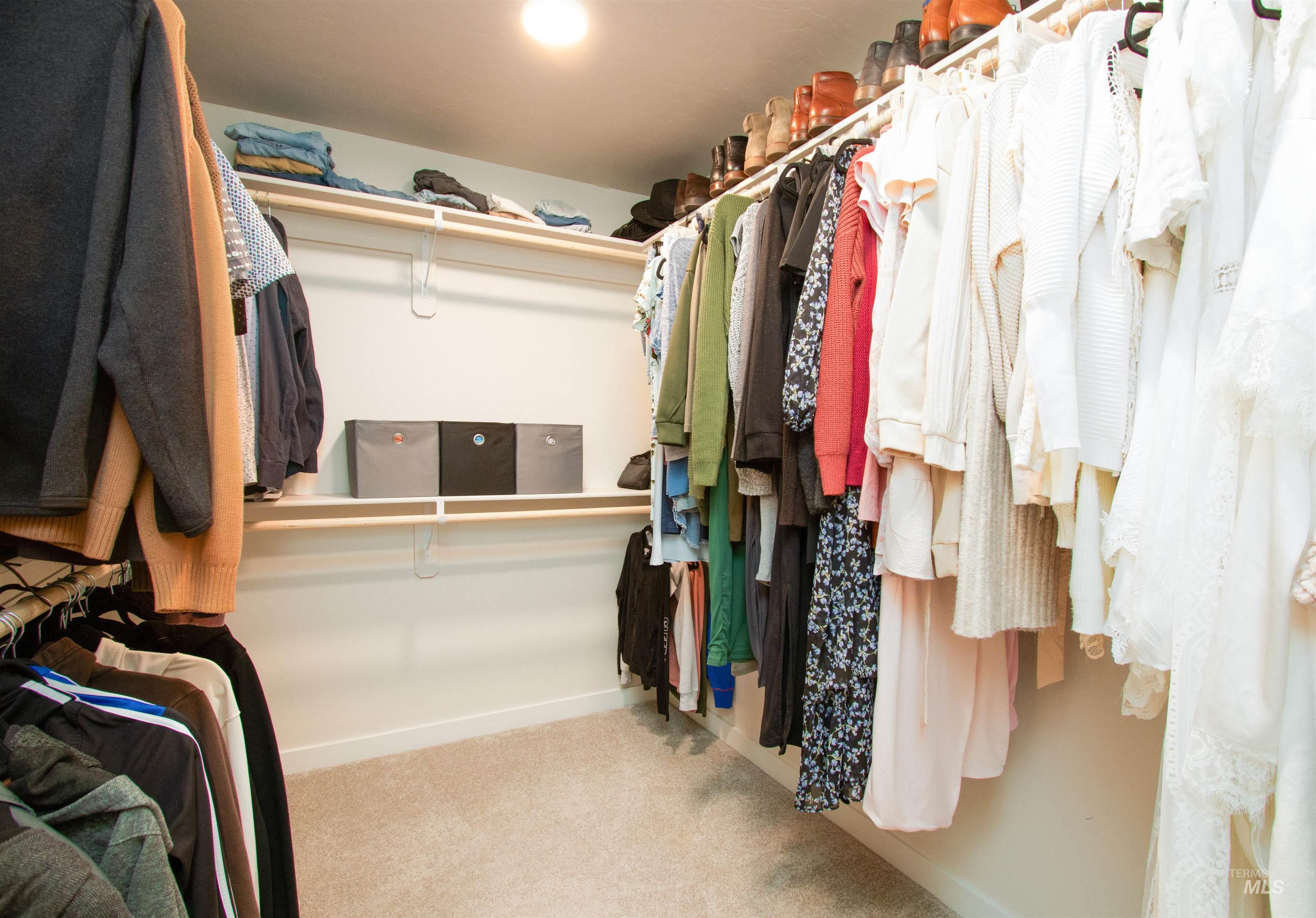 947 N Acer Loop, Nampa, Idaho 83687, 3 Bedrooms, 2.5 Bathrooms, Residential For Sale, Price $409,900, 98981134