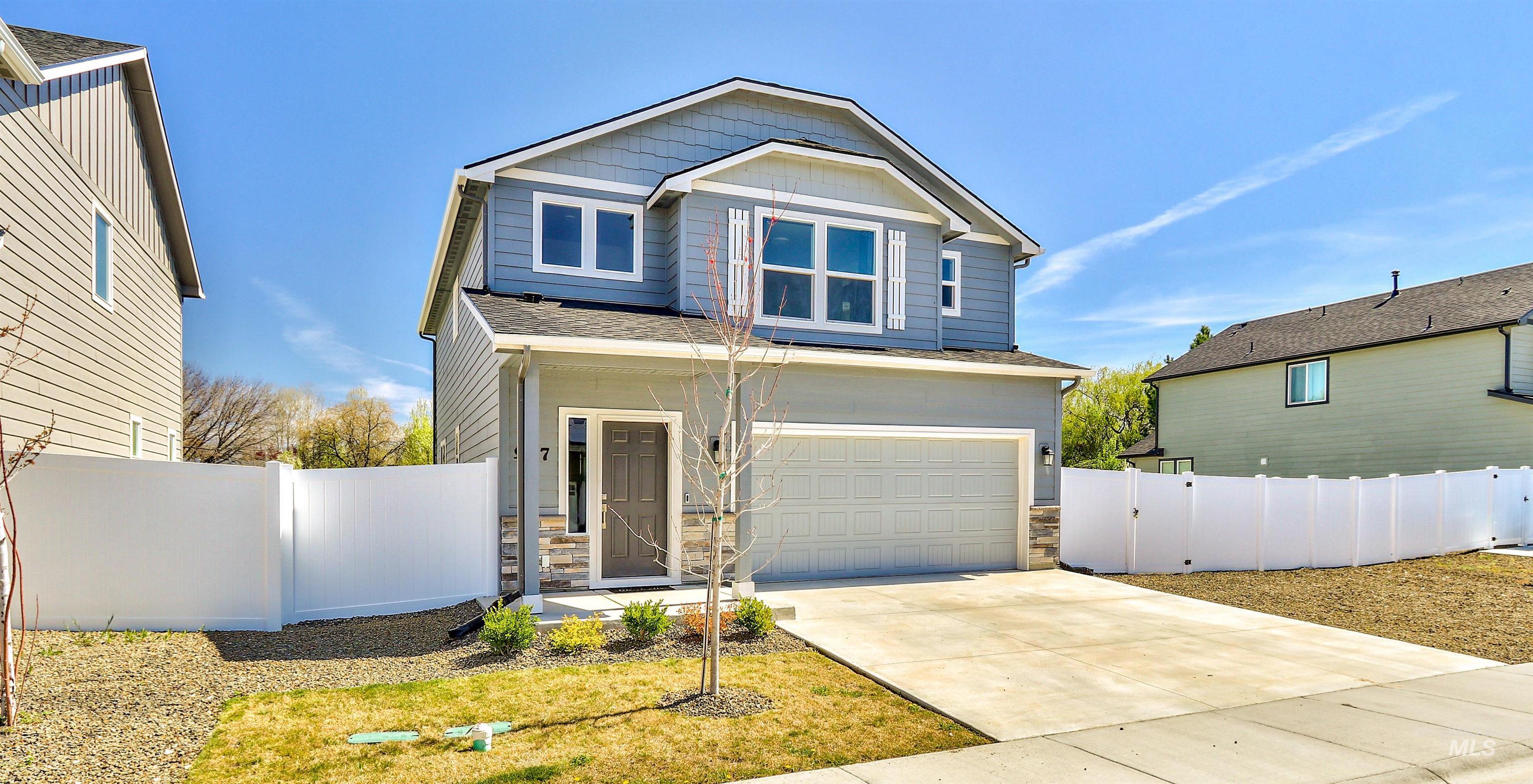 947 N Acer Loop, Nampa, Idaho 83687, 3 Bedrooms, 2.5 Bathrooms, Residential For Sale, Price $409,900, 98981134