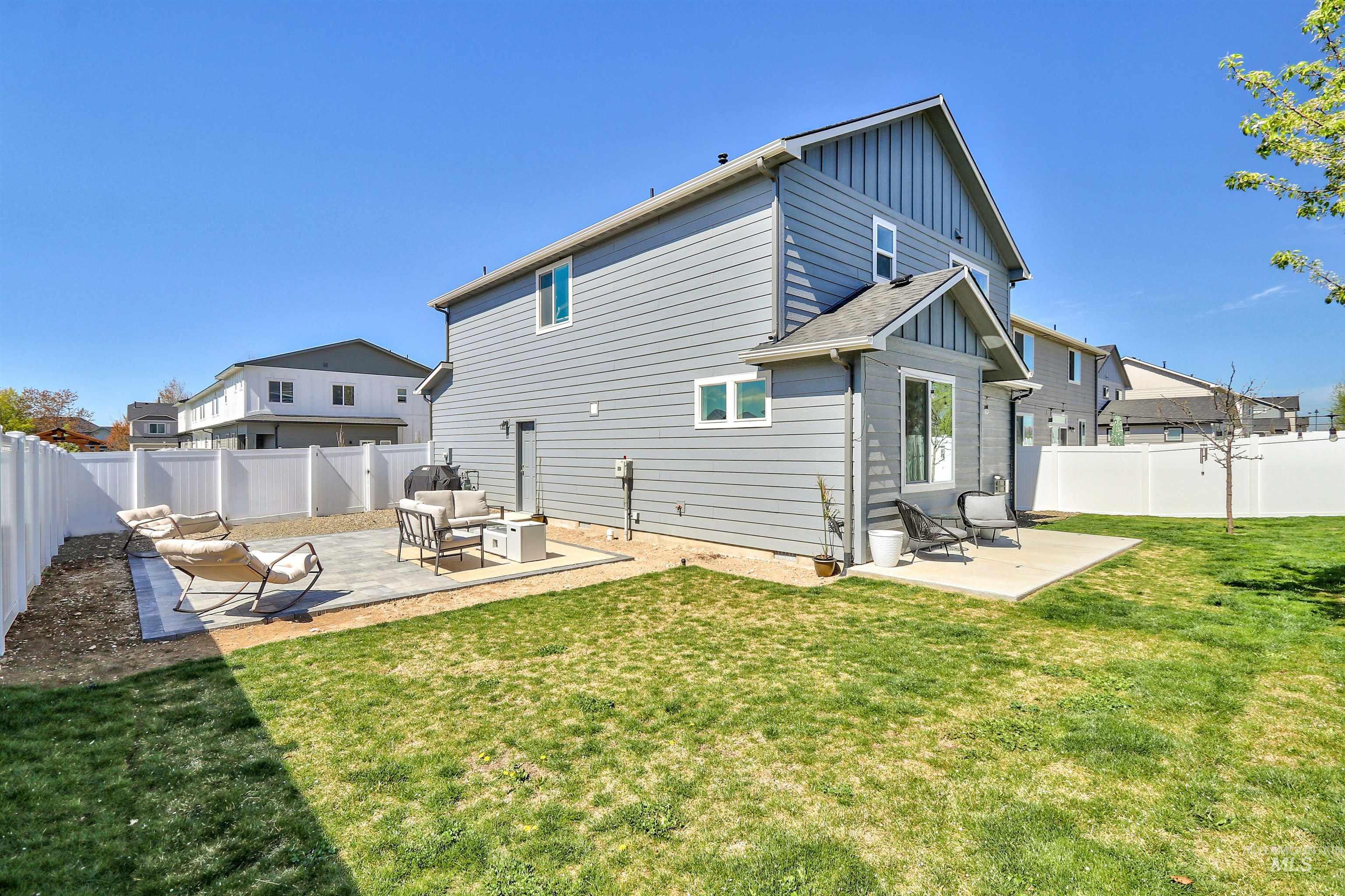 947 N Acer Loop, Nampa, Idaho 83687, 3 Bedrooms, 2.5 Bathrooms, Residential For Sale, Price $409,900, 98981134