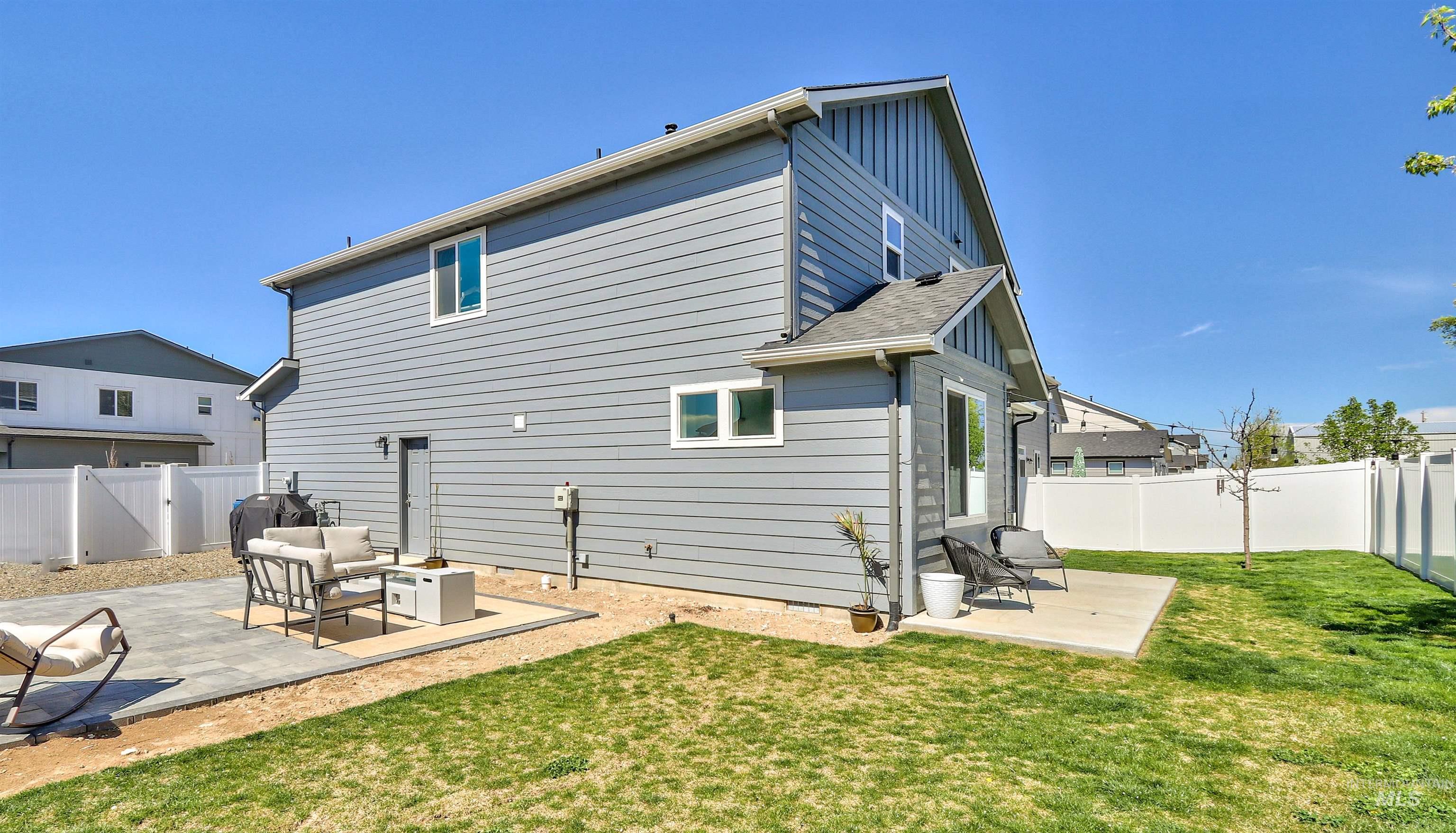 947 N Acer Loop, Nampa, Idaho 83687, 3 Bedrooms, 2.5 Bathrooms, Residential For Sale, Price $409,900, 98981134