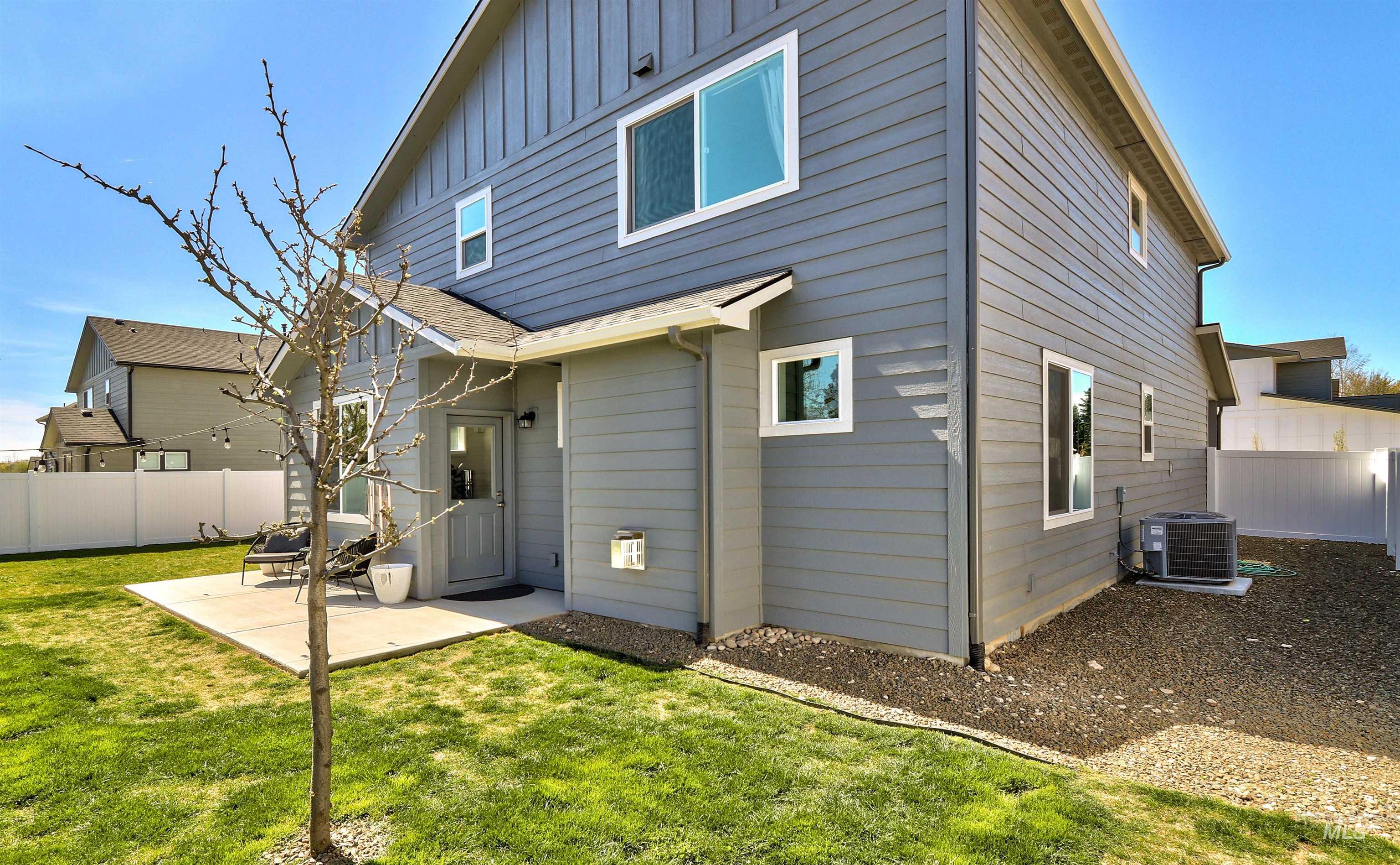 947 N Acer Loop, Nampa, Idaho 83687, 3 Bedrooms, 2.5 Bathrooms, Residential For Sale, Price $409,900, 98981134