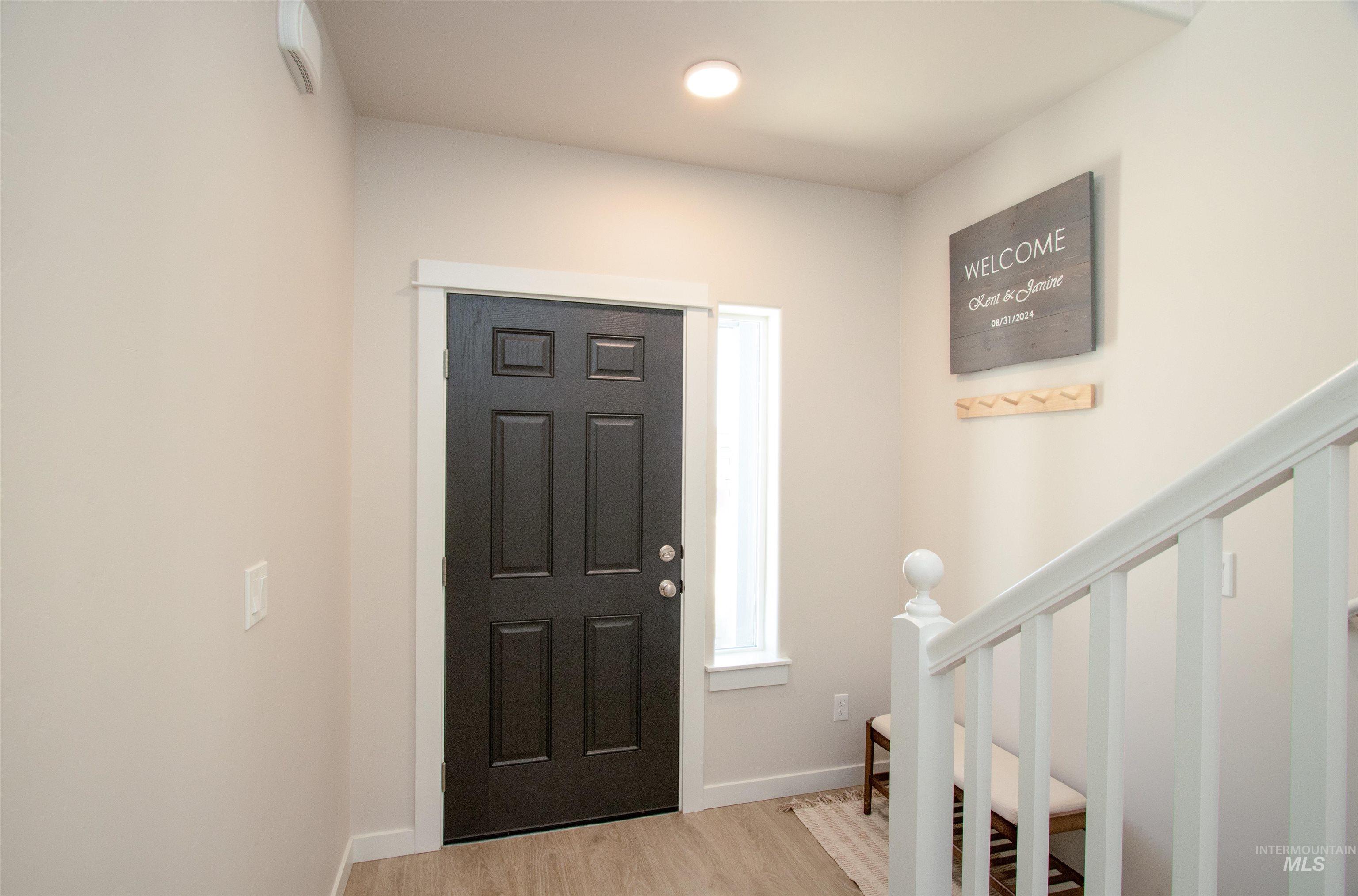 947 N Acer Loop, Nampa, Idaho 83687, 3 Bedrooms, 2.5 Bathrooms, Residential For Sale, Price $409,900, 98981134