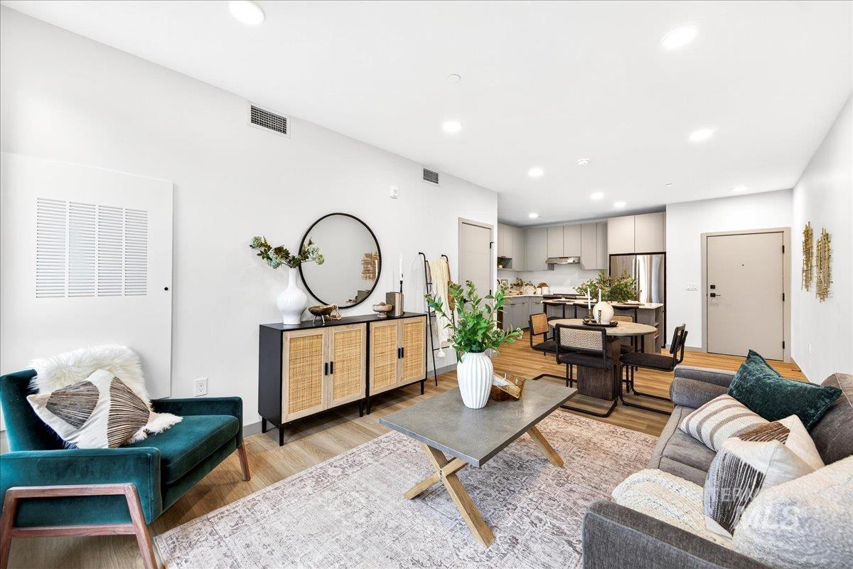 2312 S Broadway Ave #A102, Boise, Idaho 83706, 1 Bedroom, 1 Bathroom, Residential Income For Sale, Price $339,000, 98981135