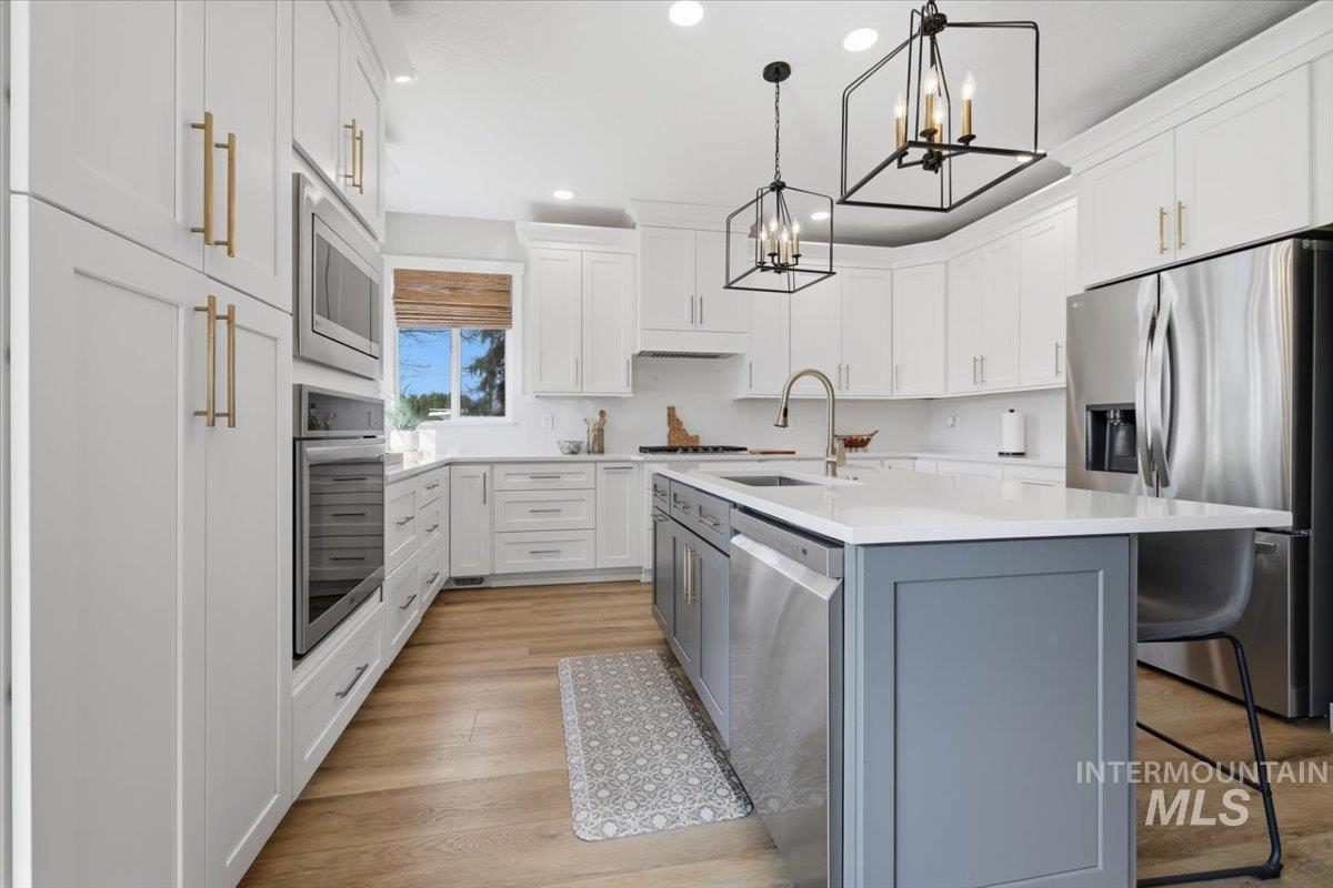 11945 Plantation Ct, Nampa, Idaho 83651, 3 Bedrooms, 2 Bathrooms, Residential For Sale, Price $839,900, 98981136