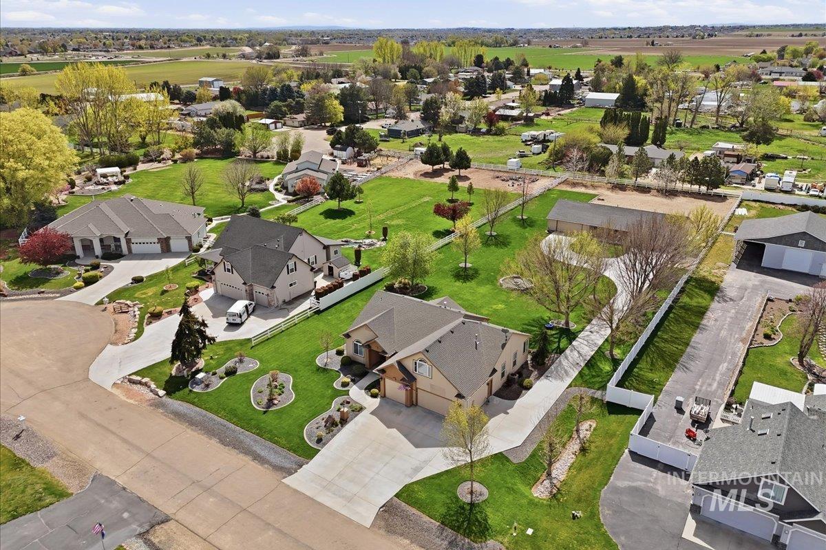 11945 Plantation Ct, Nampa, Idaho 83651, 3 Bedrooms, 2 Bathrooms, Residential For Sale, Price $839,900, 98981136