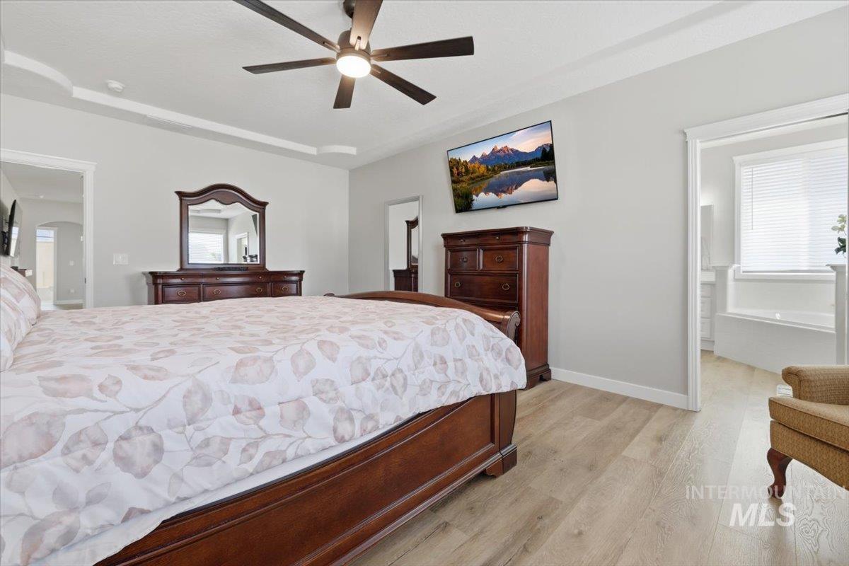 11945 Plantation Ct, Nampa, Idaho 83651, 3 Bedrooms, 2 Bathrooms, Residential For Sale, Price $839,900, 98981136