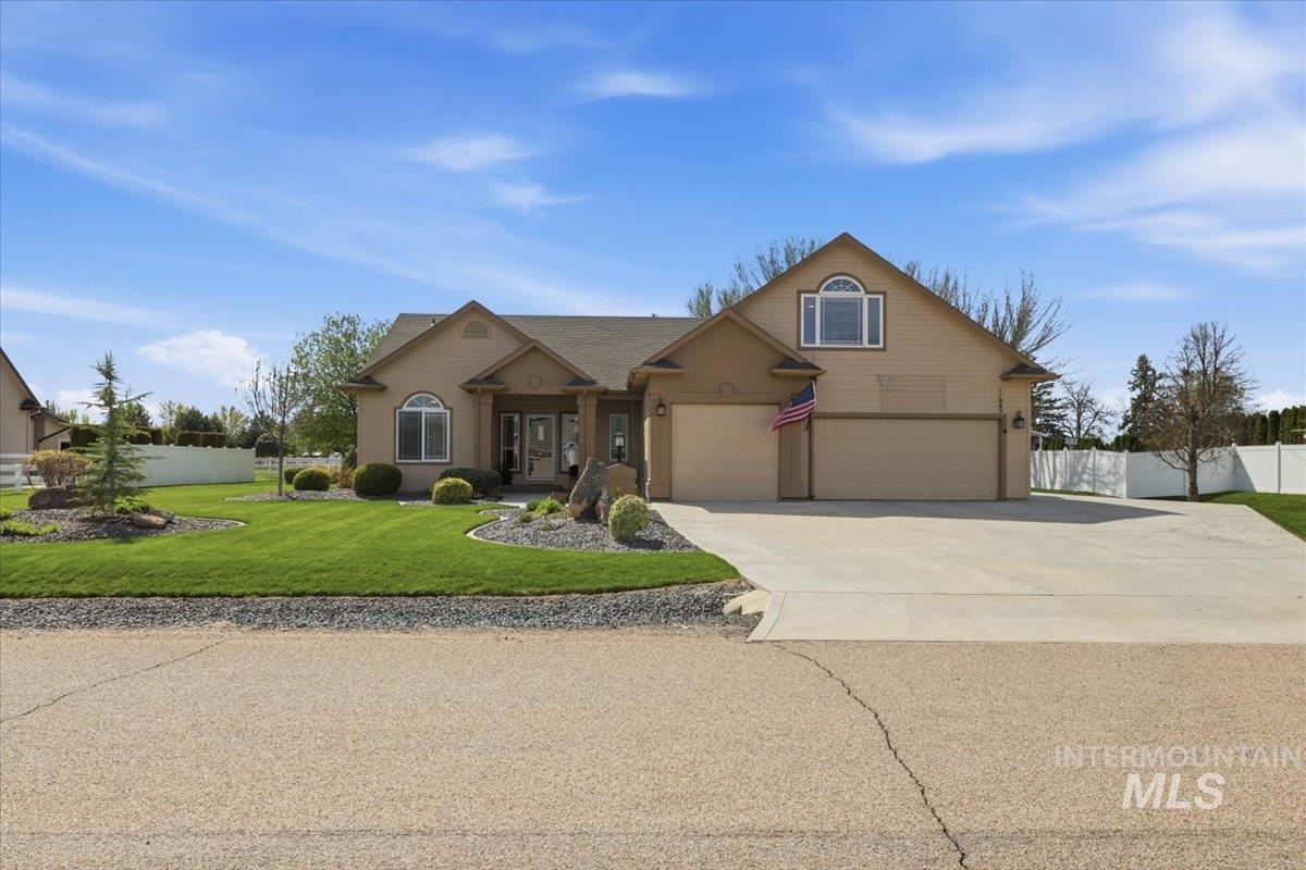 11945 Plantation Ct, Nampa, Idaho 83651, 3 Bedrooms, 2 Bathrooms, Residential For Sale, Price $839,900, 98981136