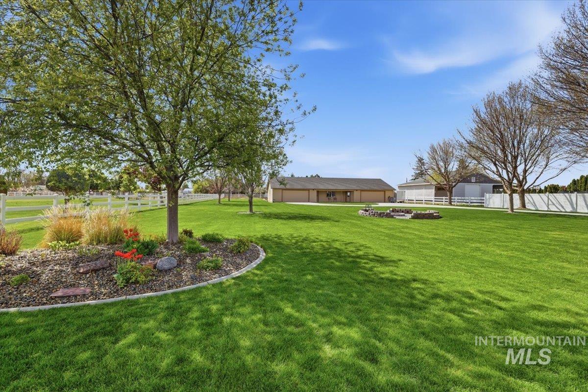 11945 Plantation Ct, Nampa, Idaho 83651, 3 Bedrooms, 2 Bathrooms, Residential For Sale, Price $839,900, 98981136
