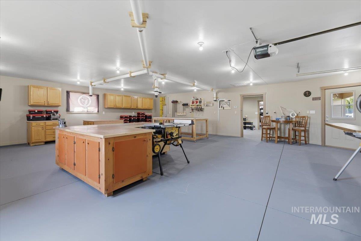 11945 Plantation Ct, Nampa, Idaho 83651, 3 Bedrooms, 2 Bathrooms, Residential For Sale, Price $839,900, 98981136