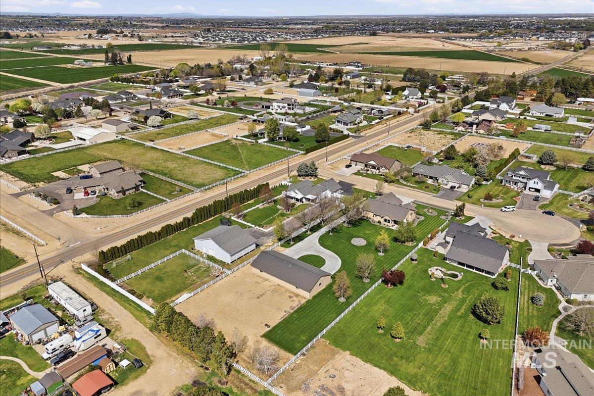 11945 Plantation Ct, Nampa, Idaho 83651, 3 Bedrooms, 2 Bathrooms, Residential For Sale, Price $839,900, 98981136
