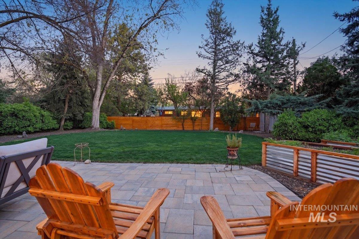 4813 W Hillcrest Dr., Boise, Idaho 83705, 3 Bedrooms, 2 Bathrooms, Residential For Sale, Price $711,000, 98981138