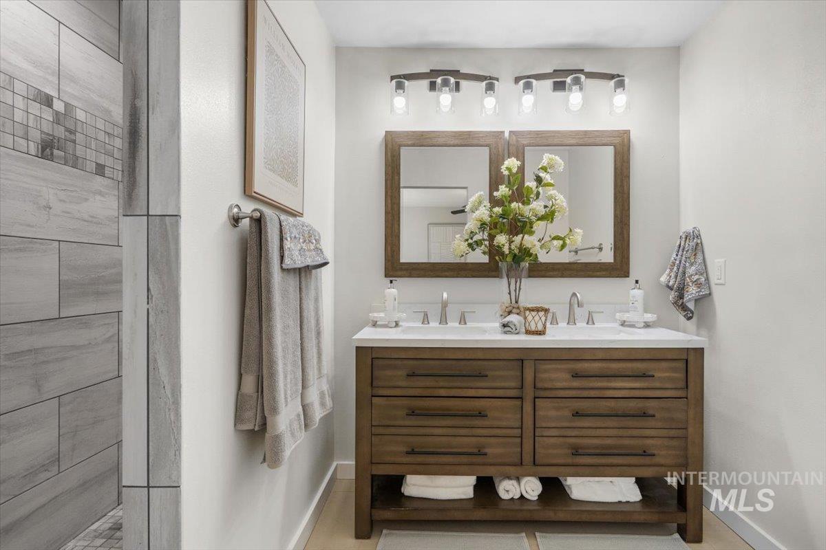 4813 W Hillcrest Dr., Boise, Idaho 83705, 3 Bedrooms, 2 Bathrooms, Residential For Sale, Price $711,000, 98981138