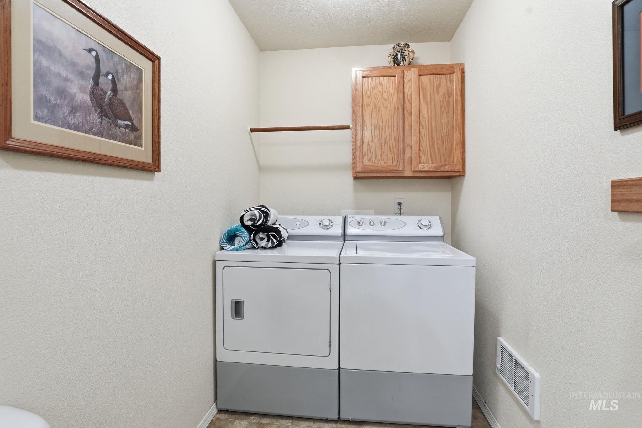 35 Sunrise Dr, Garden Valley, Idaho 83622, 2 Bedrooms, 2 Bathrooms, Residential For Sale, Price $395,000, 98981140