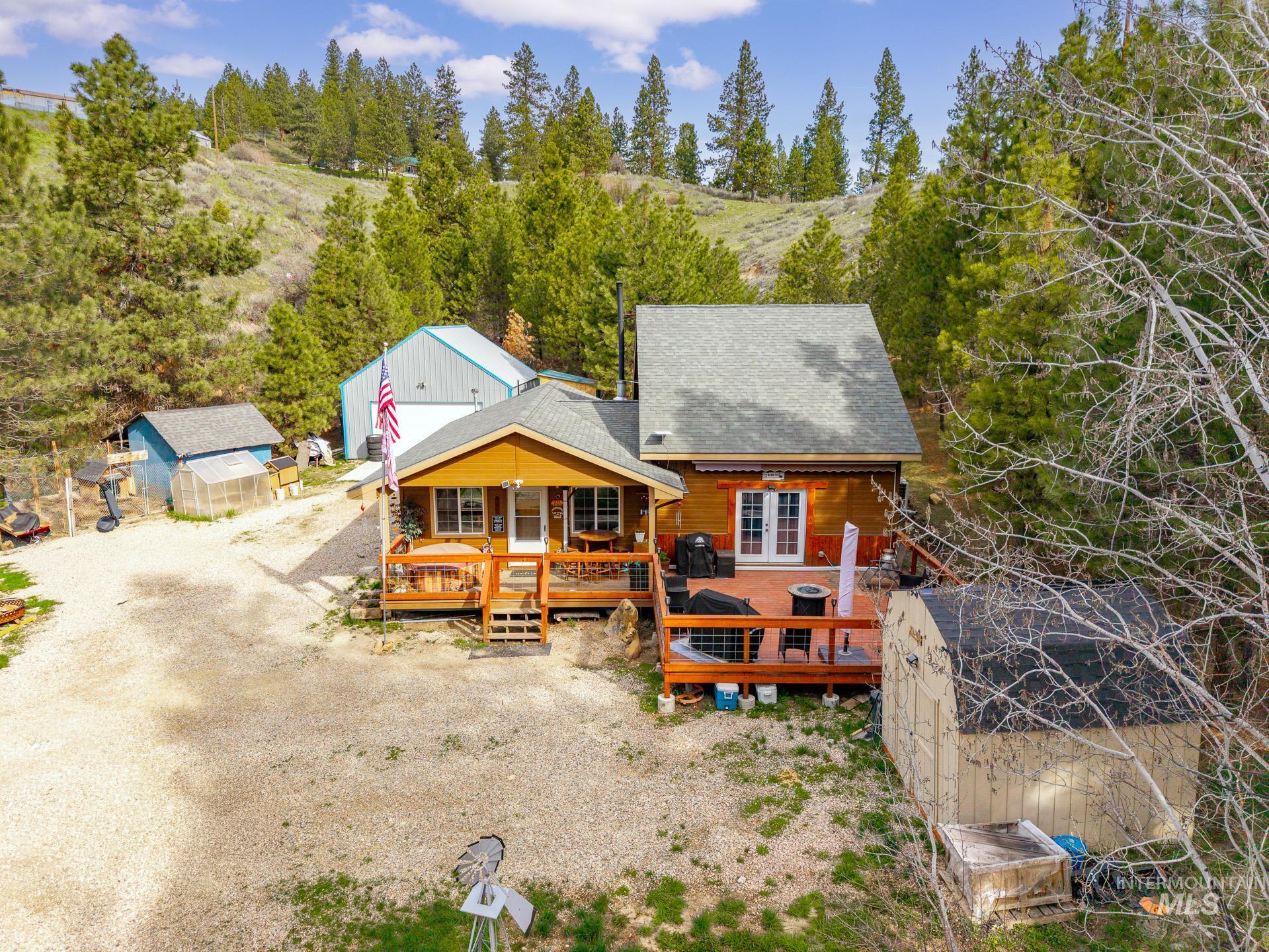 7 Rampage Rd, Boise, Idaho 83716, 3 Bedrooms, 1 Bathroom, Residential For Sale, Price $425,000, 98981141